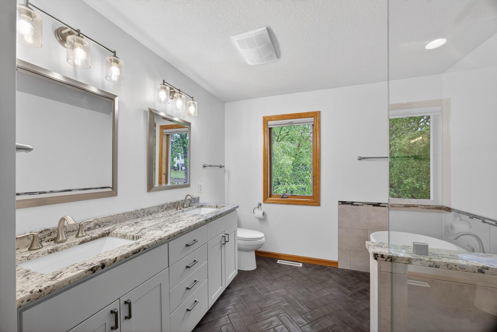 2937 Oakview Drive Ne Property Photo 28