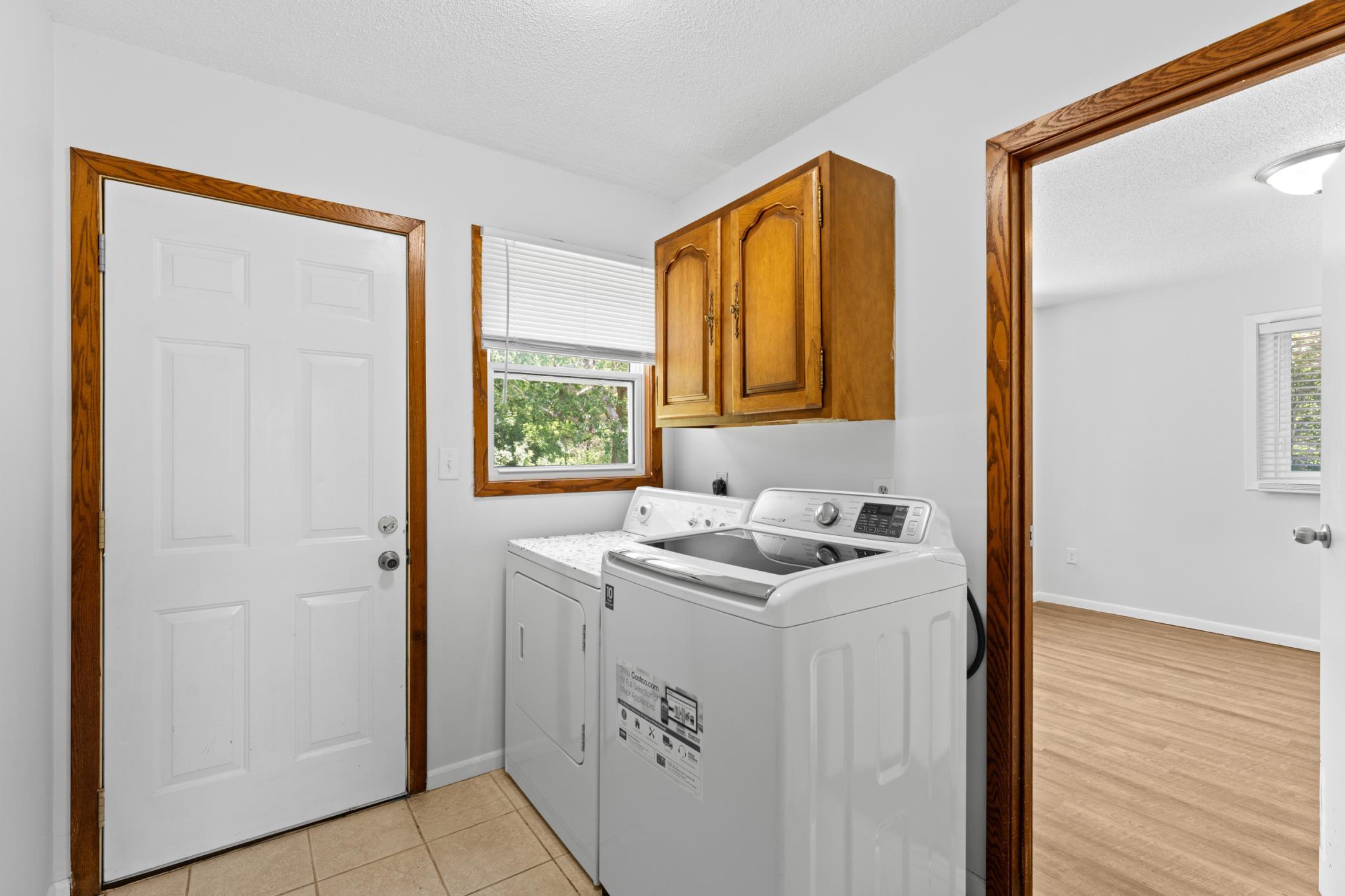 3244 Marion Road Se Property Photo 13