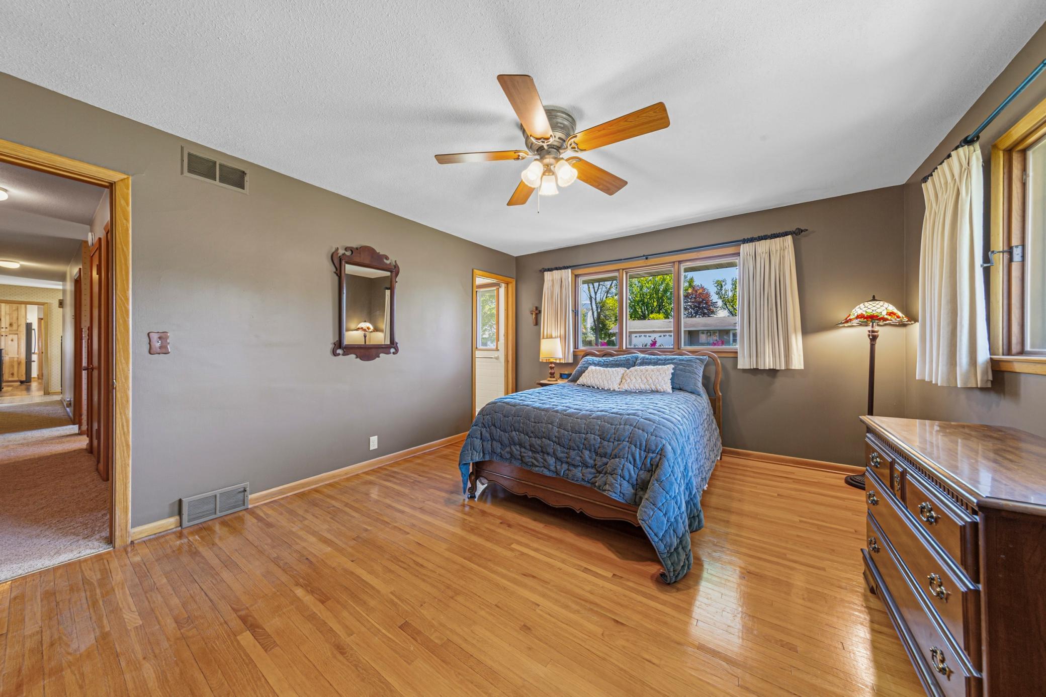 808 Hillcrest Drive Property Photo 22
