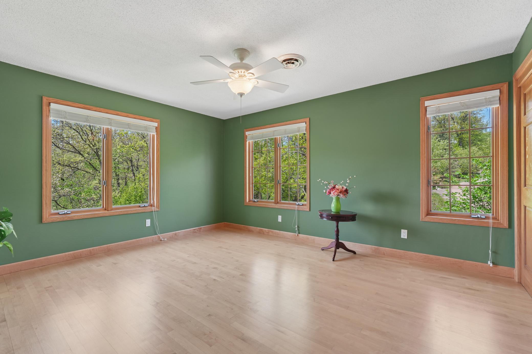 18751 Knollwood Circle Property Photo 23