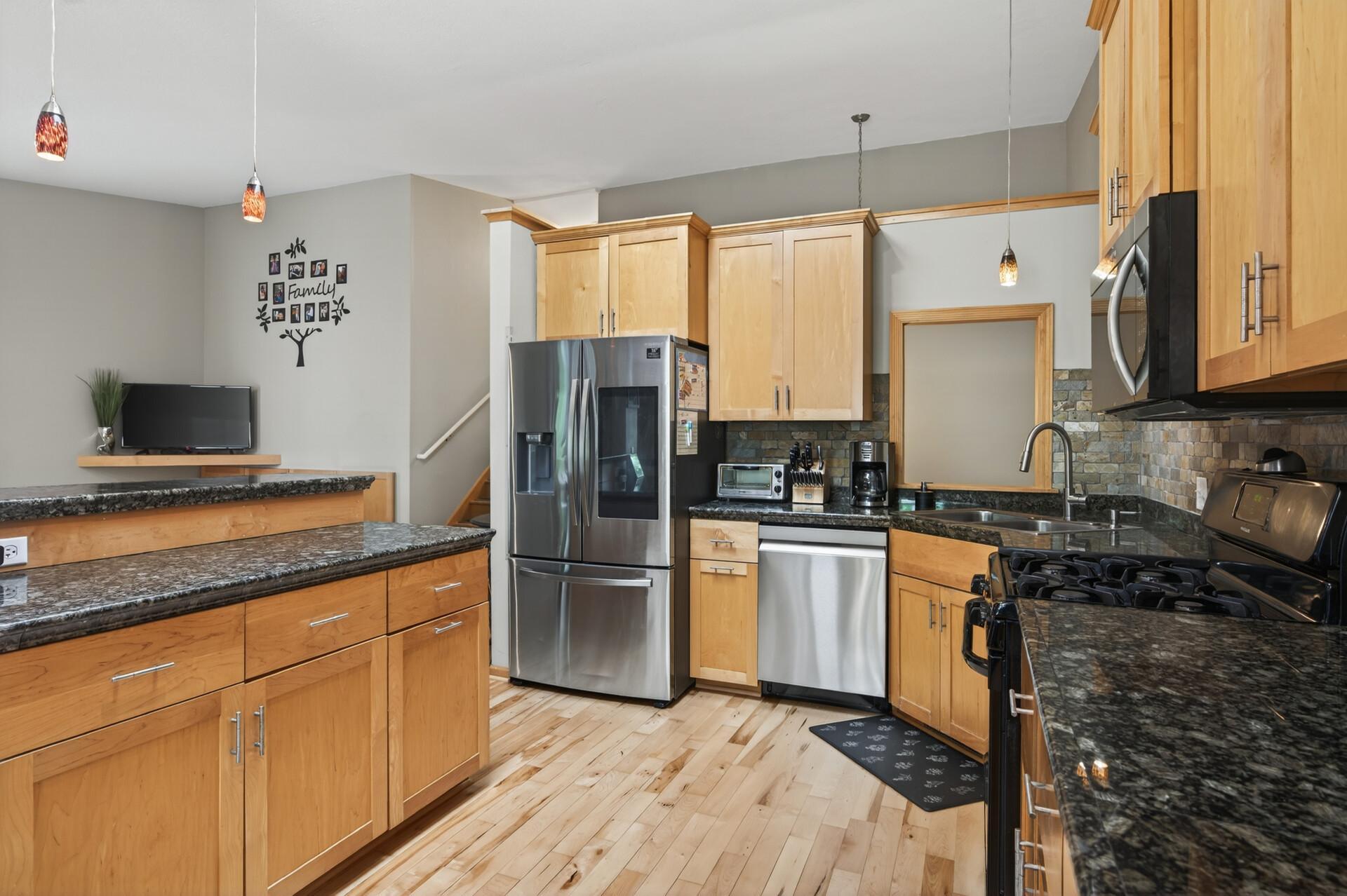 4302 Mccoll Drive Property Photo 15