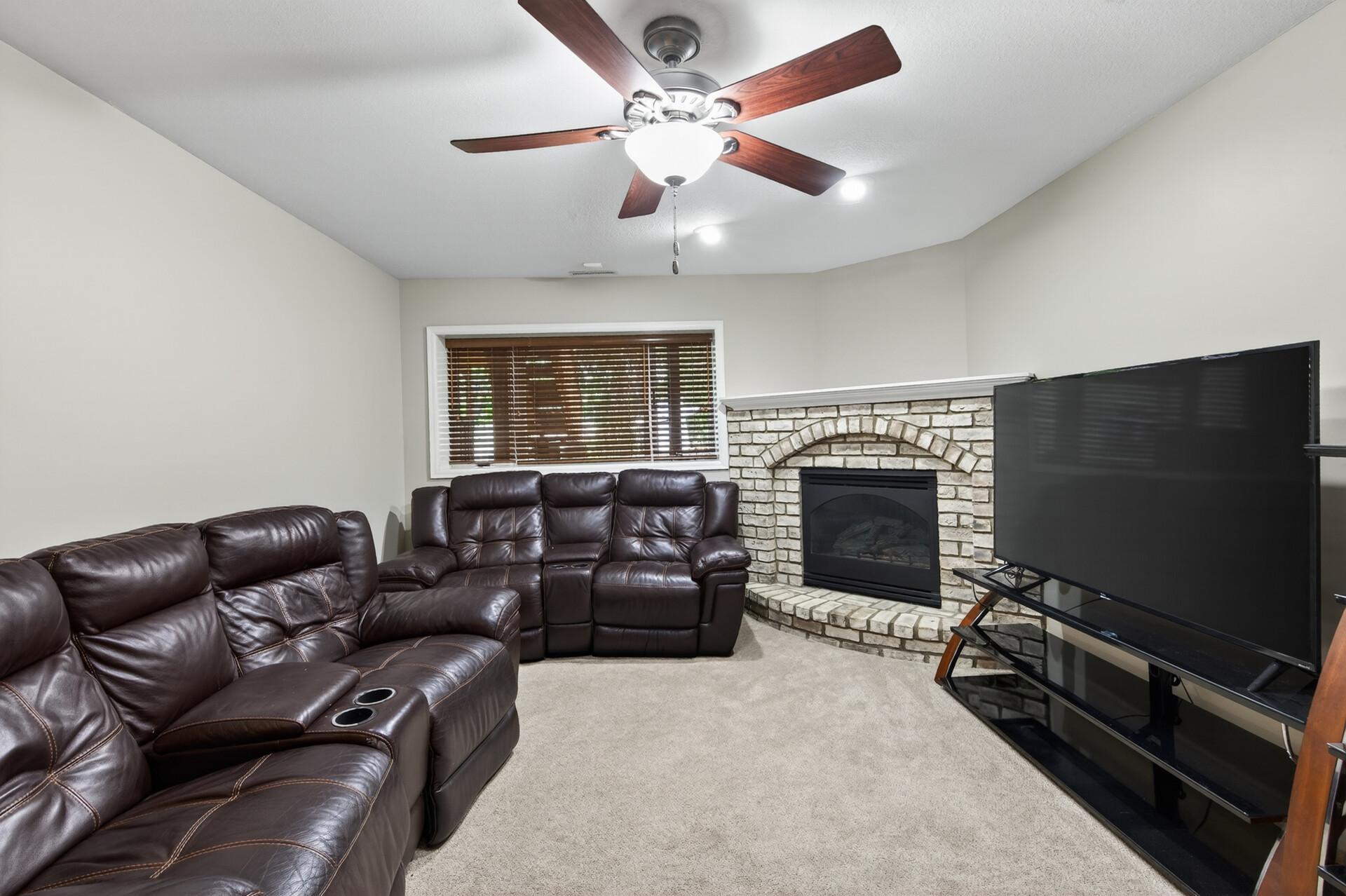 4302 Mccoll Drive Property Photo 33