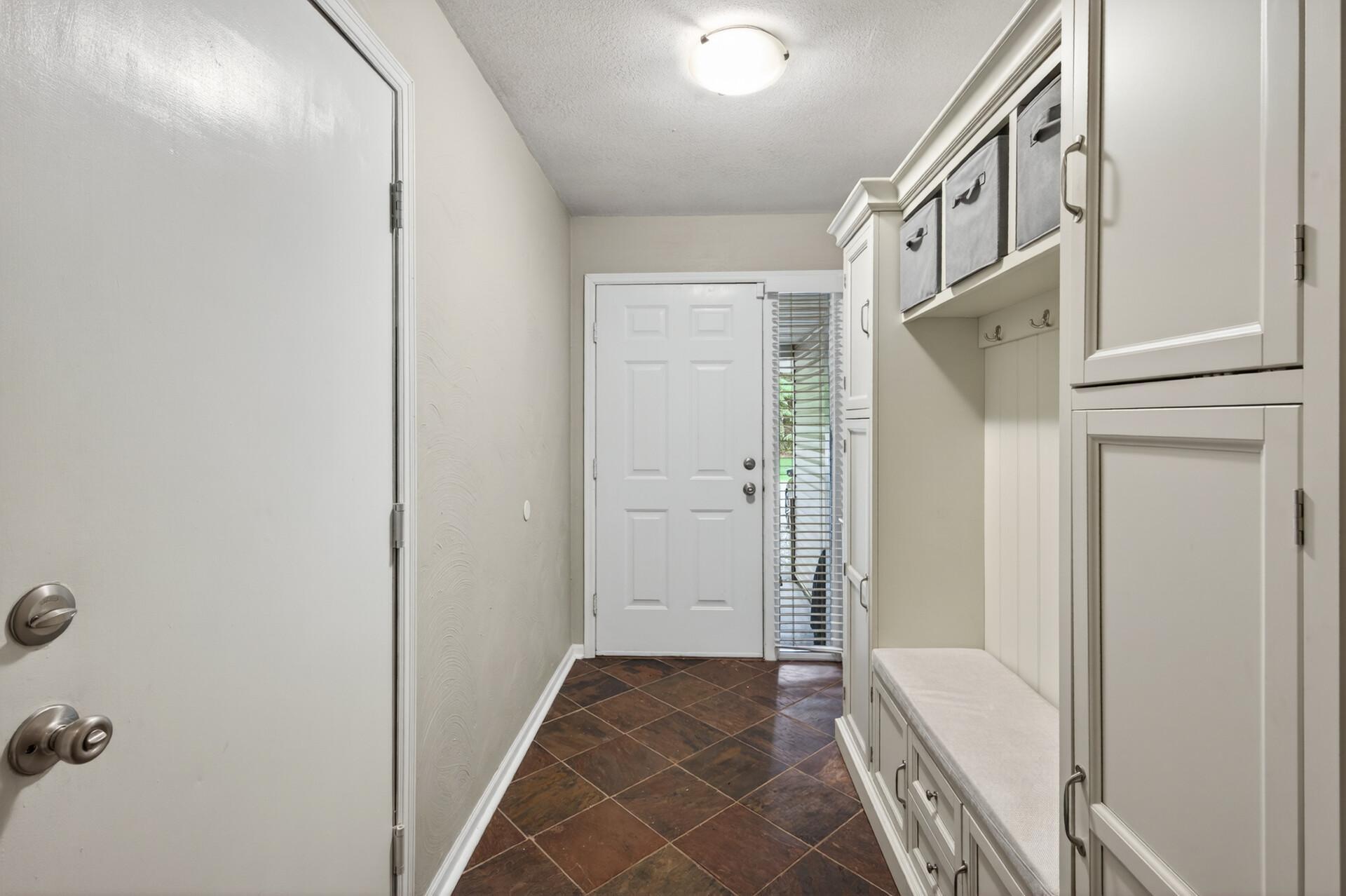 4302 Mccoll Drive Property Photo 40