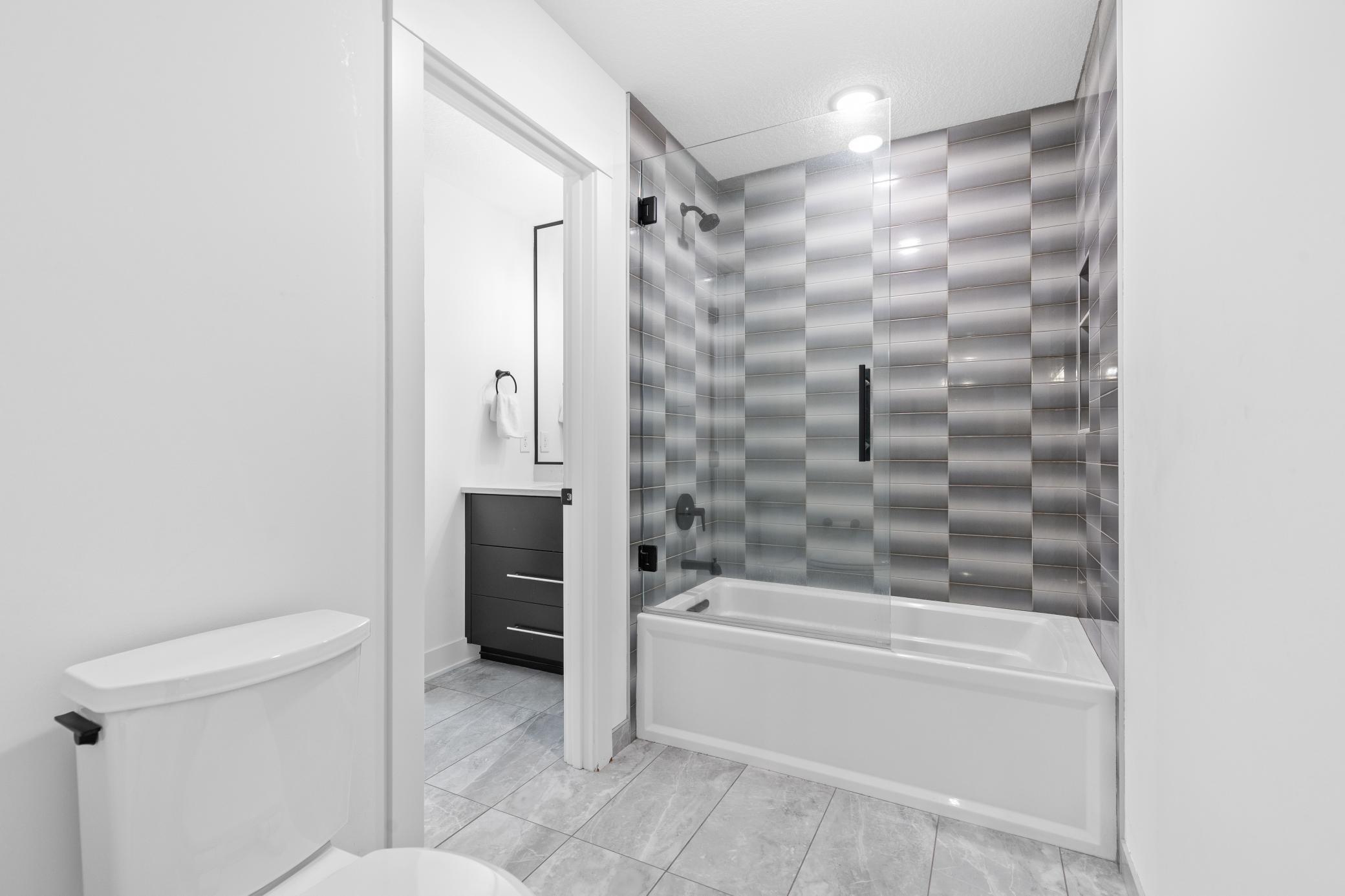 6481 Archer Lane N Property Photo 28