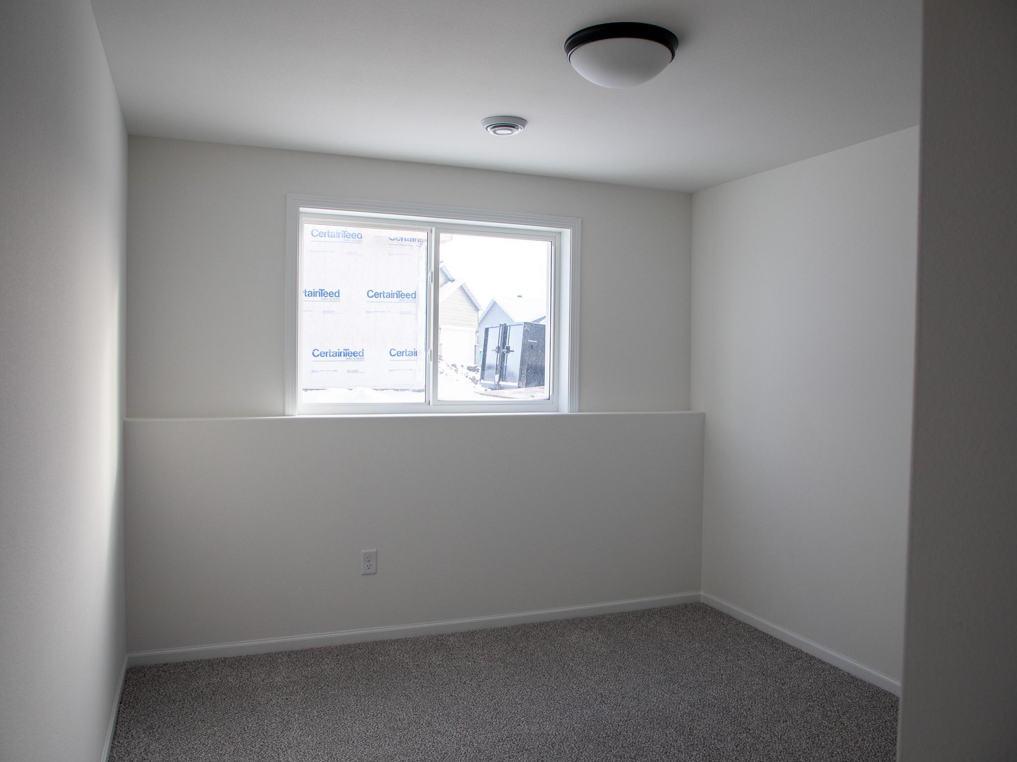 2932 74 Avenue S Property Photo 14