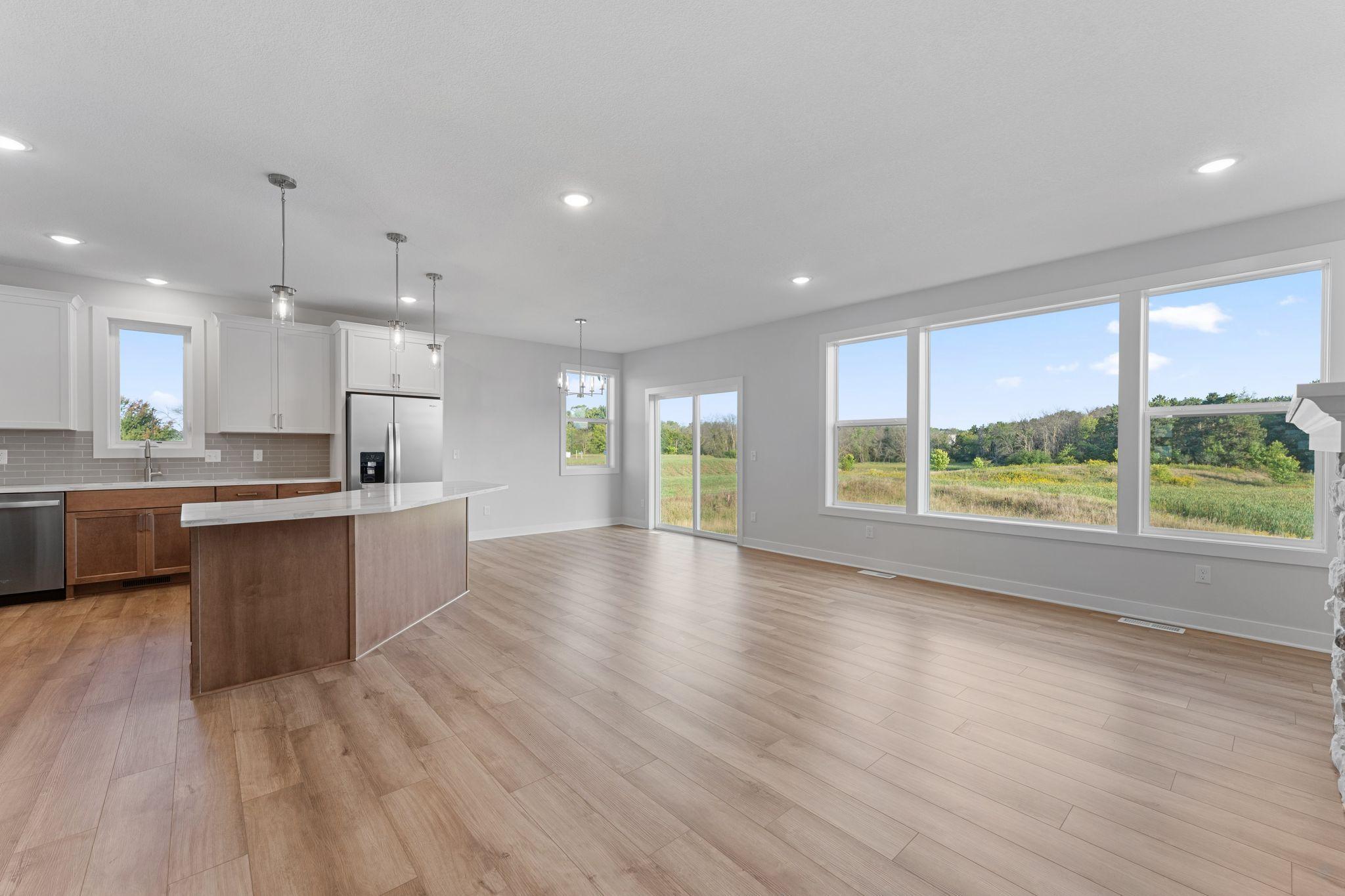 1575 Applegate Road Property Photo 3