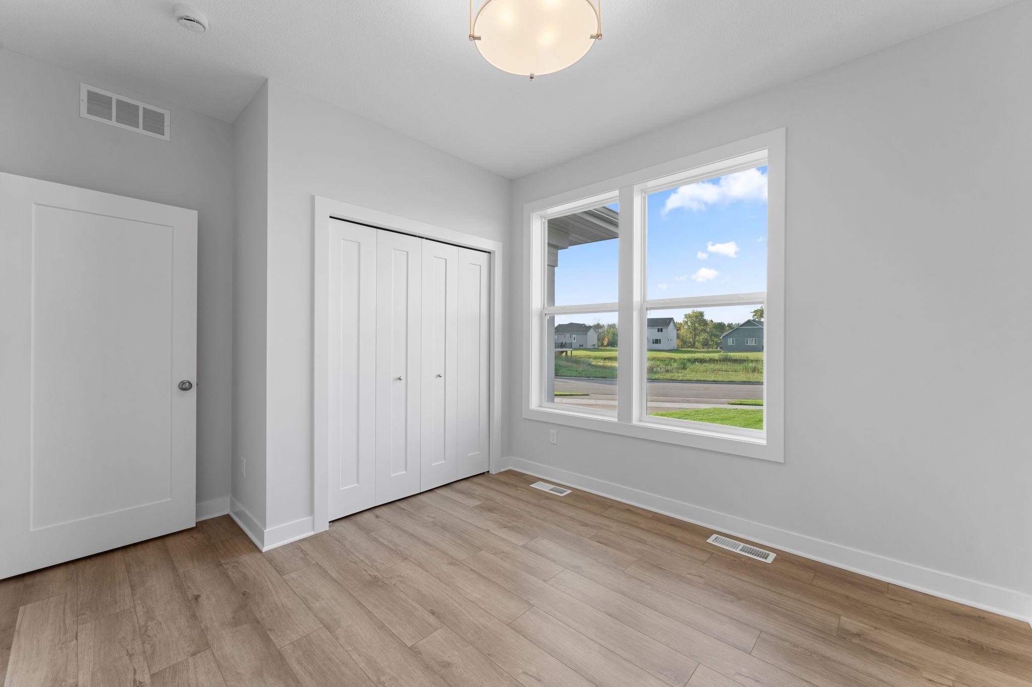 1575 Applegate Road Property Photo 10