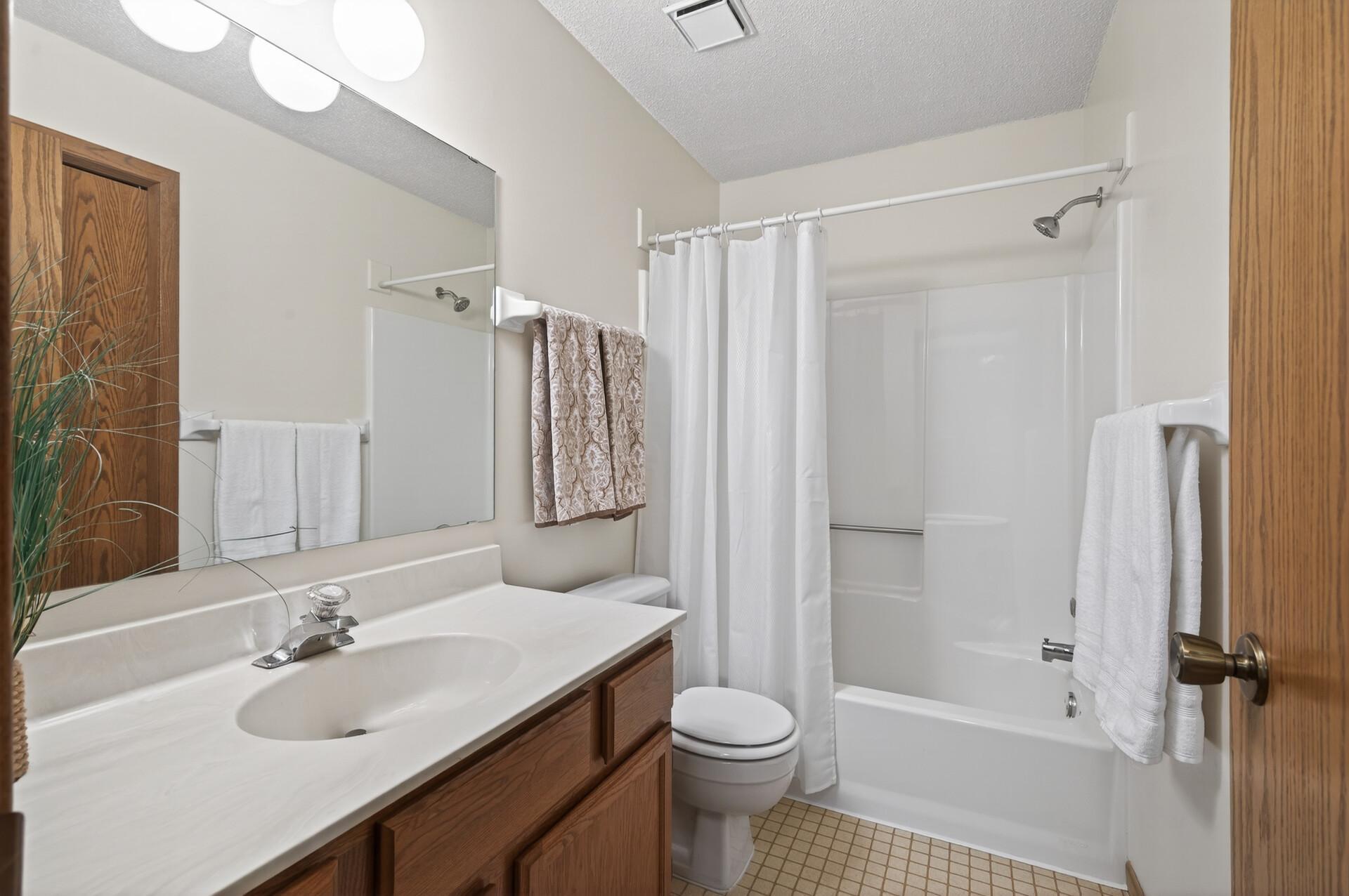 4061 Maureen Drive Ne 204ne Property Photo 16