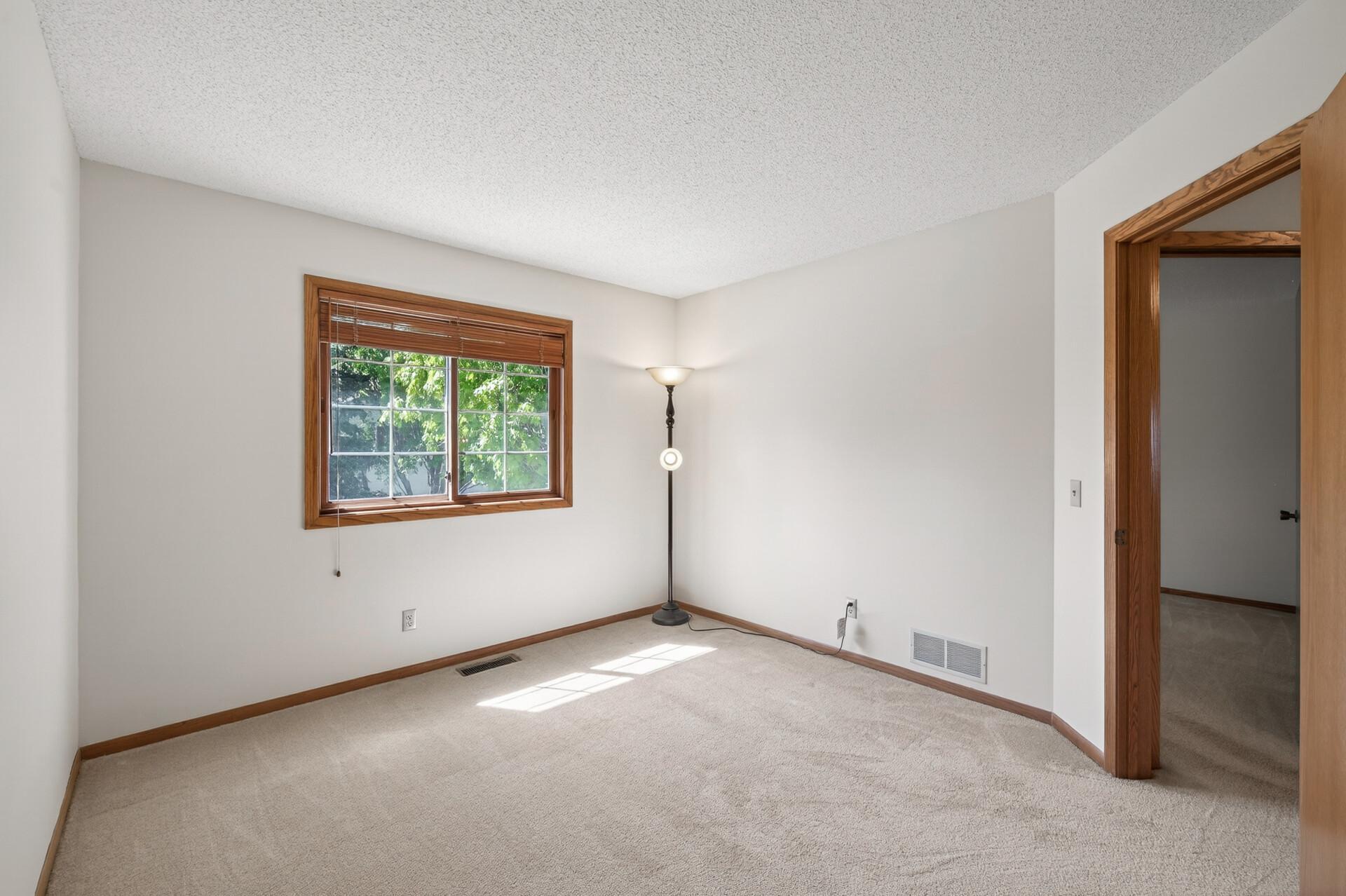 4061 Maureen Drive Ne 204ne Property Photo 20