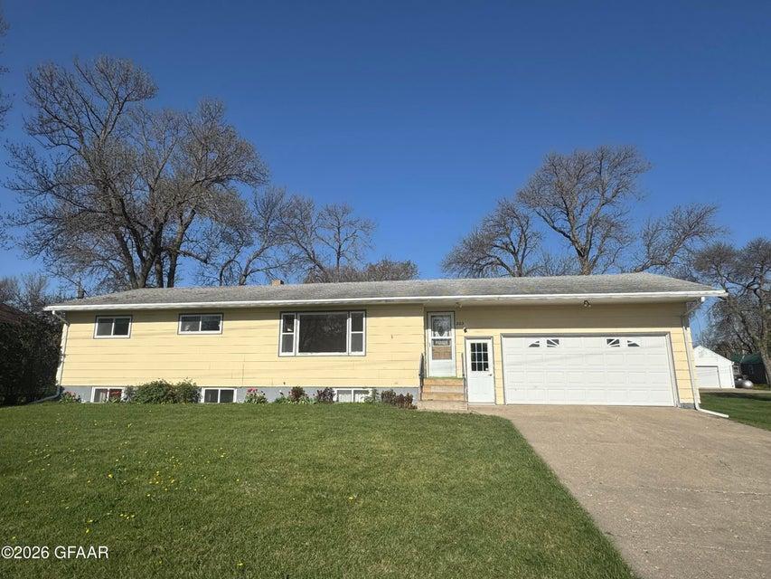 203 Park Ave Property Photo 1