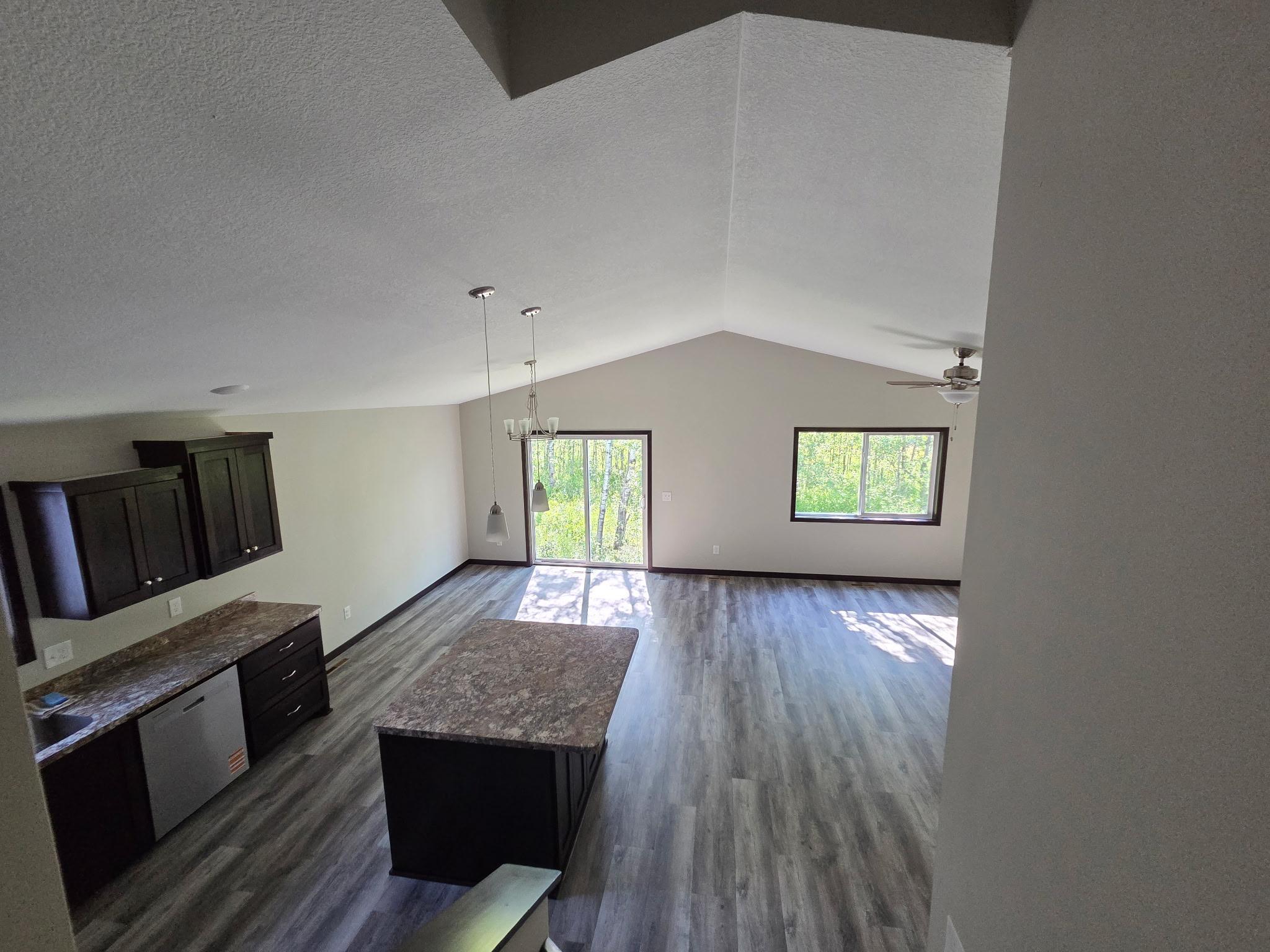 1029 Holton Ave Property Photo 4