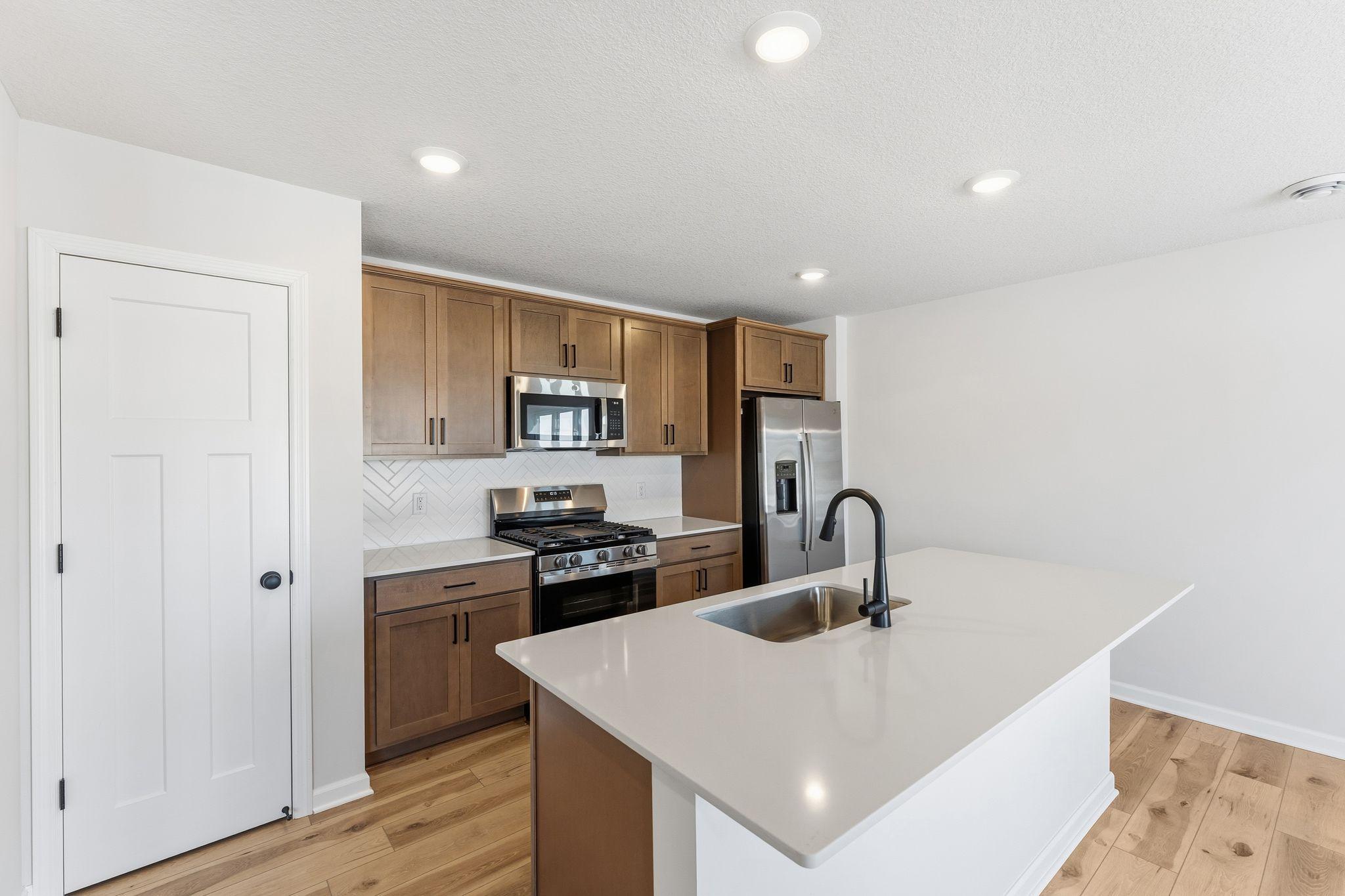 1224 Edge Circle Property Photo 3