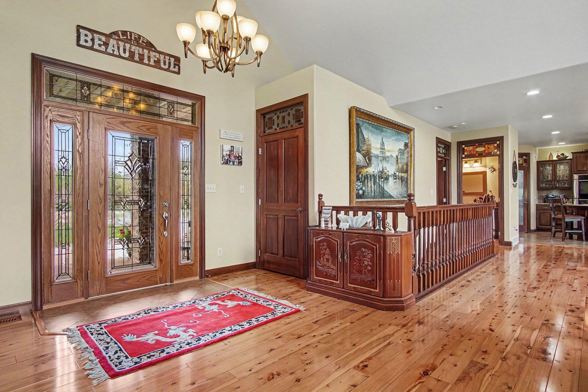 903 Fairway Drive Property Photo 6