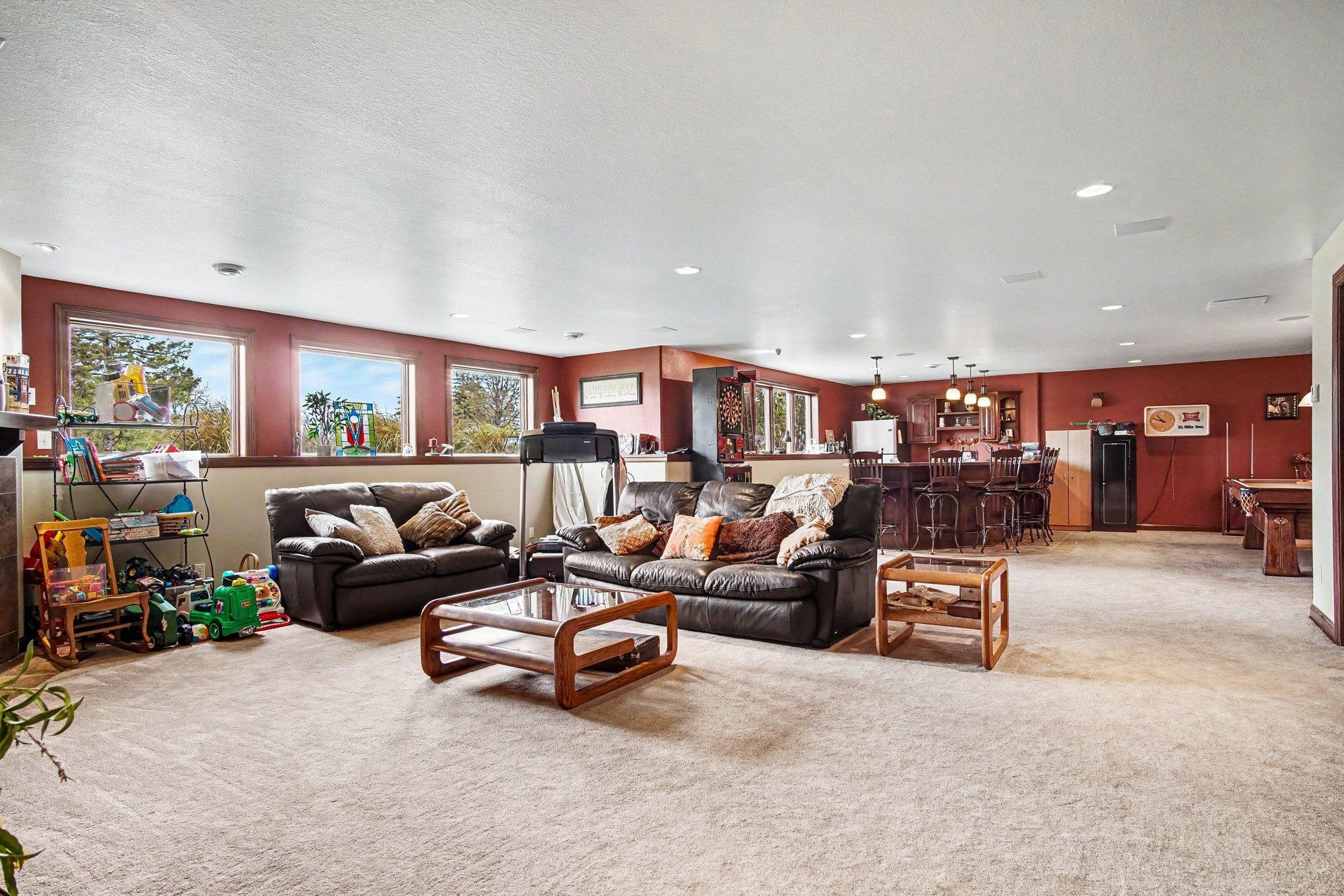 903 Fairway Drive Property Photo 30