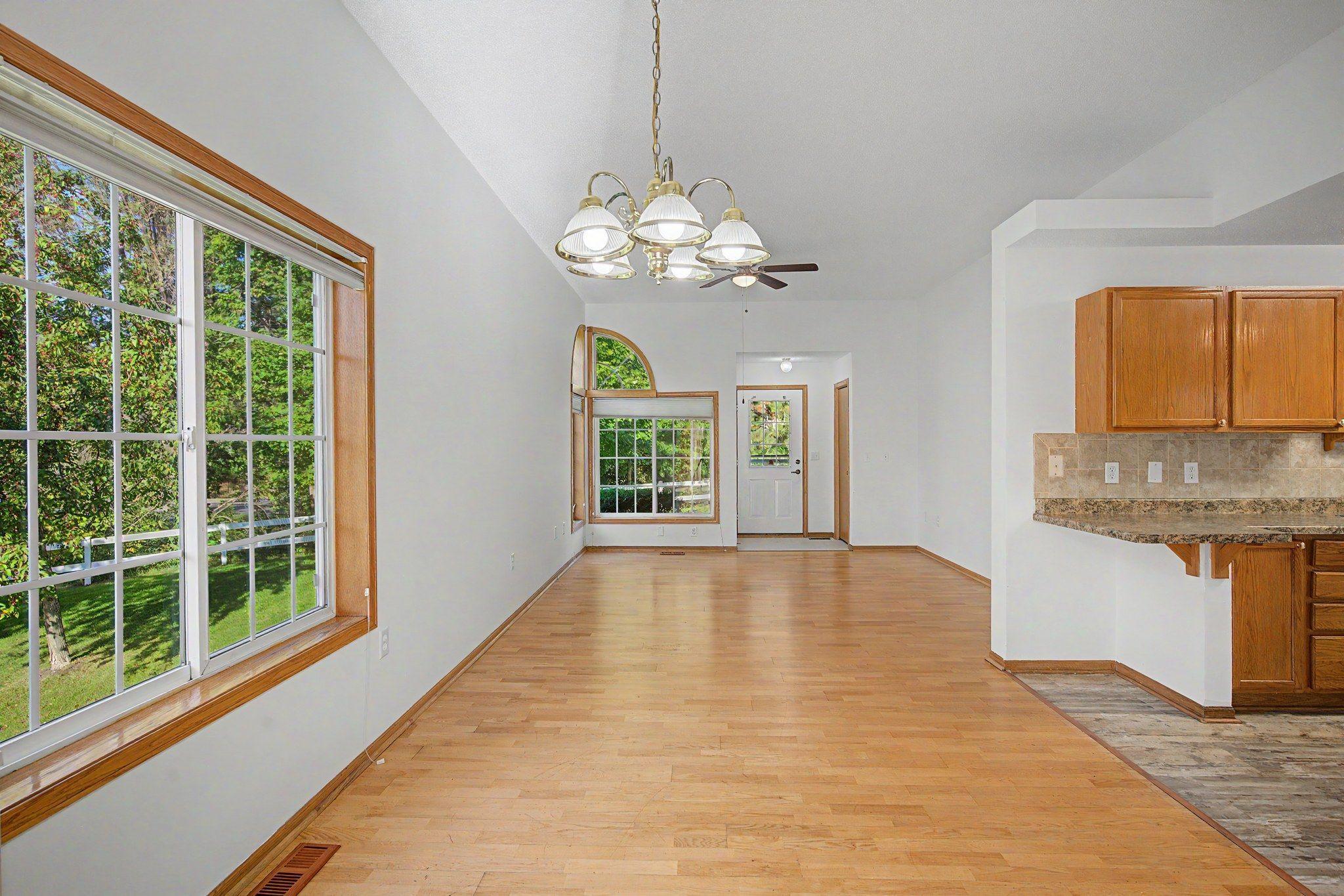 1103 N Rum River Drive Property Photo 6