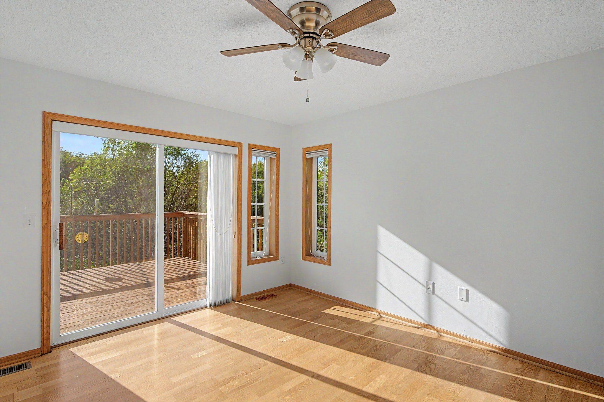 1103 N Rum River Drive Property Photo 11