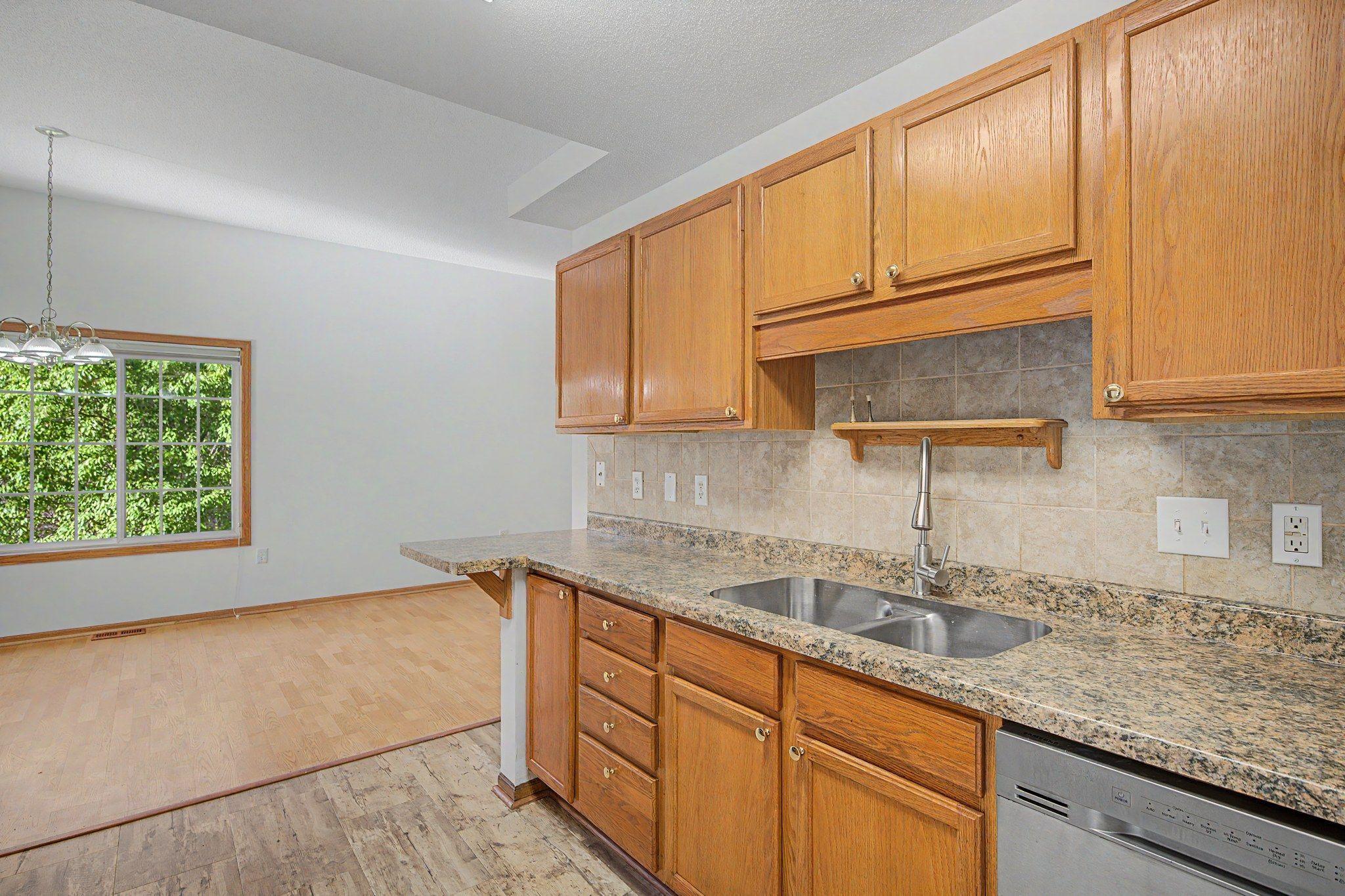 1103 N Rum River Drive Property Photo 14