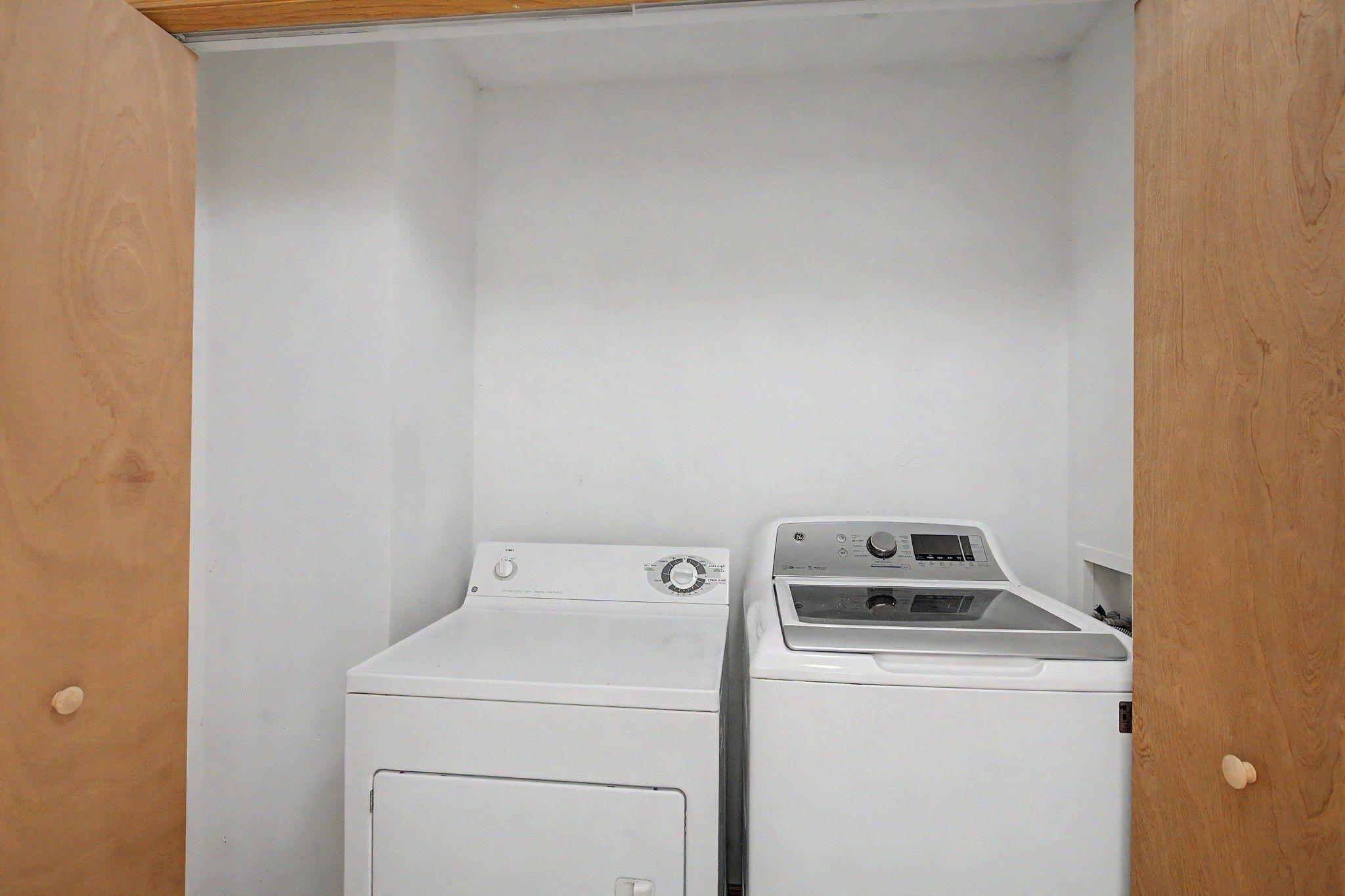 1103 N Rum River Drive Property Photo 16