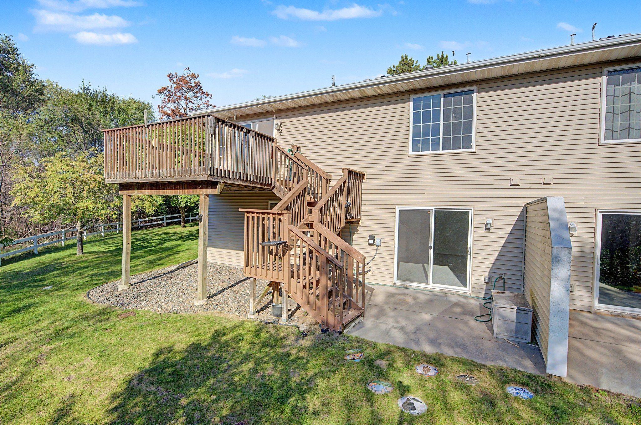 1103 N Rum River Drive Property Photo 28