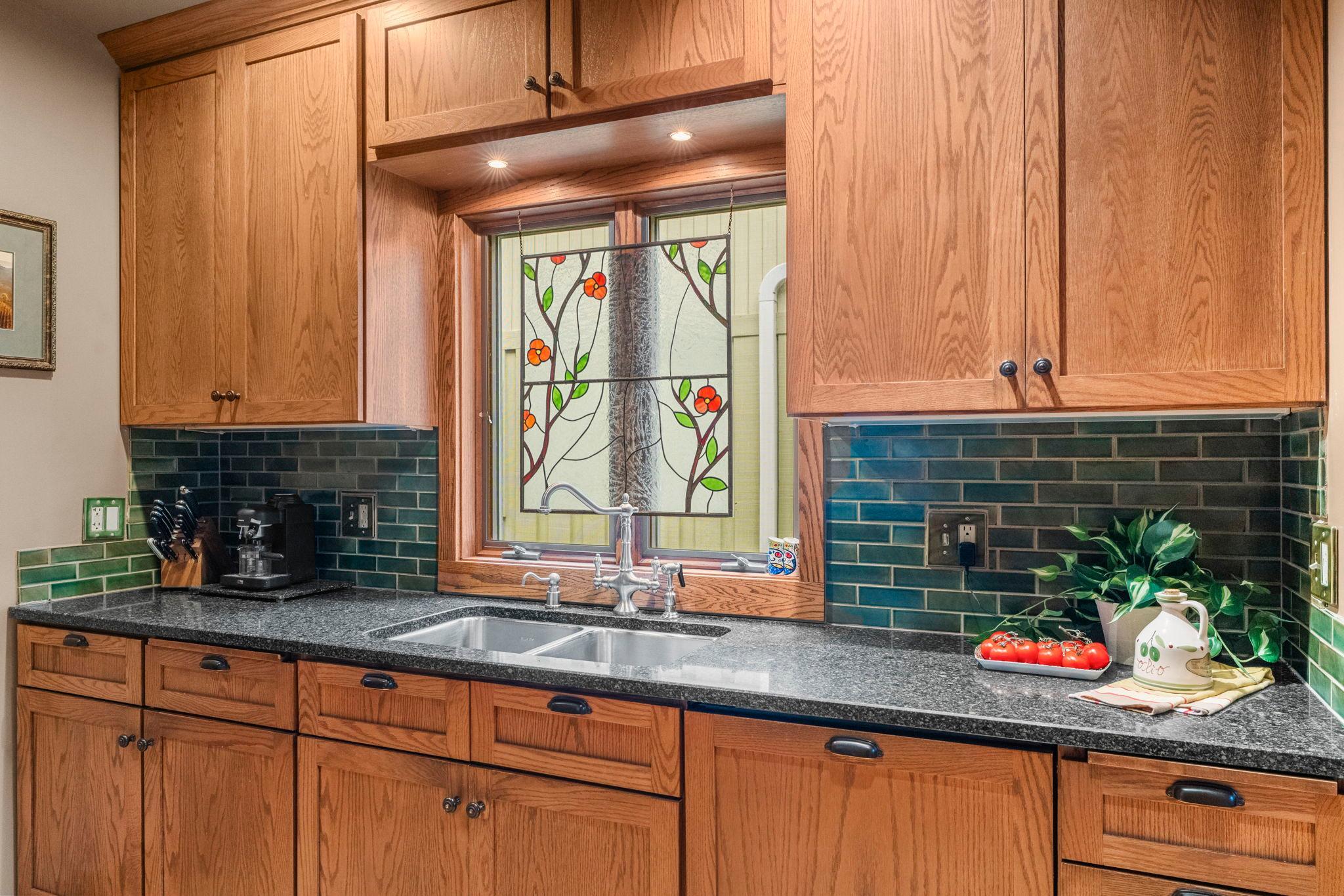 3641 Dupont Avenue S Property Photo 16