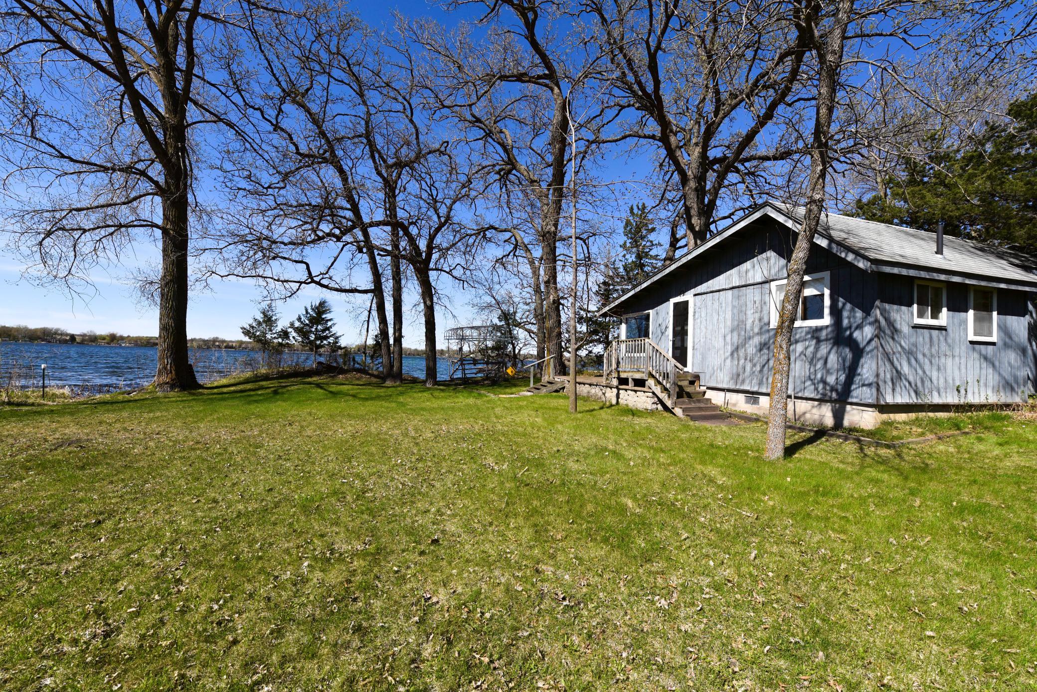 65734 211th Street Property Photo 9
