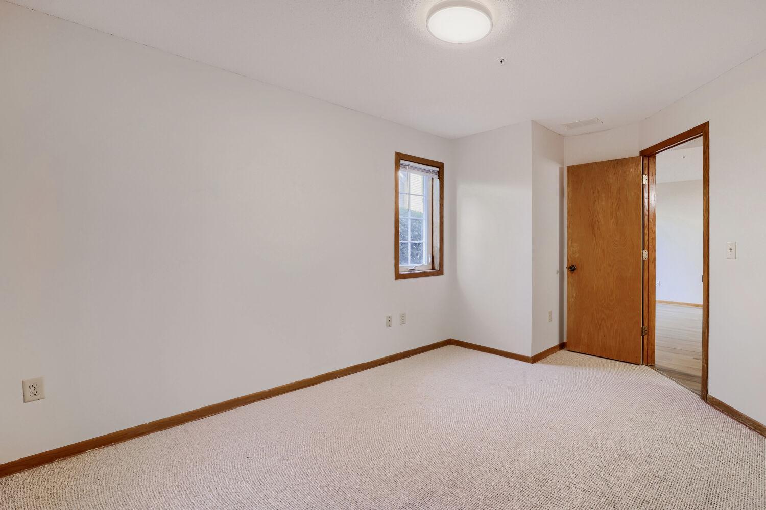 2225 Ranchview Lane N 7 Property Photo 16