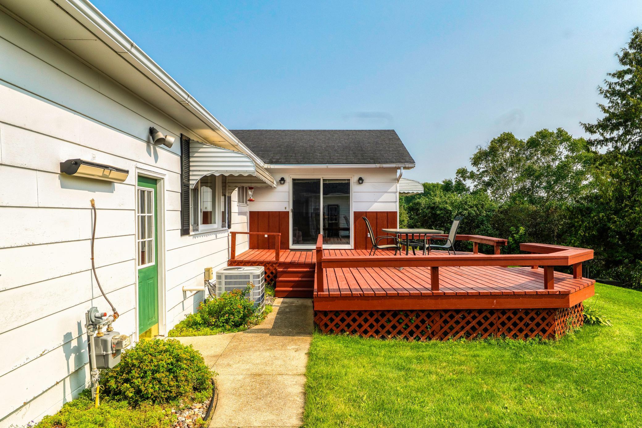 202 Lomond Drive Nw Property Photo 19