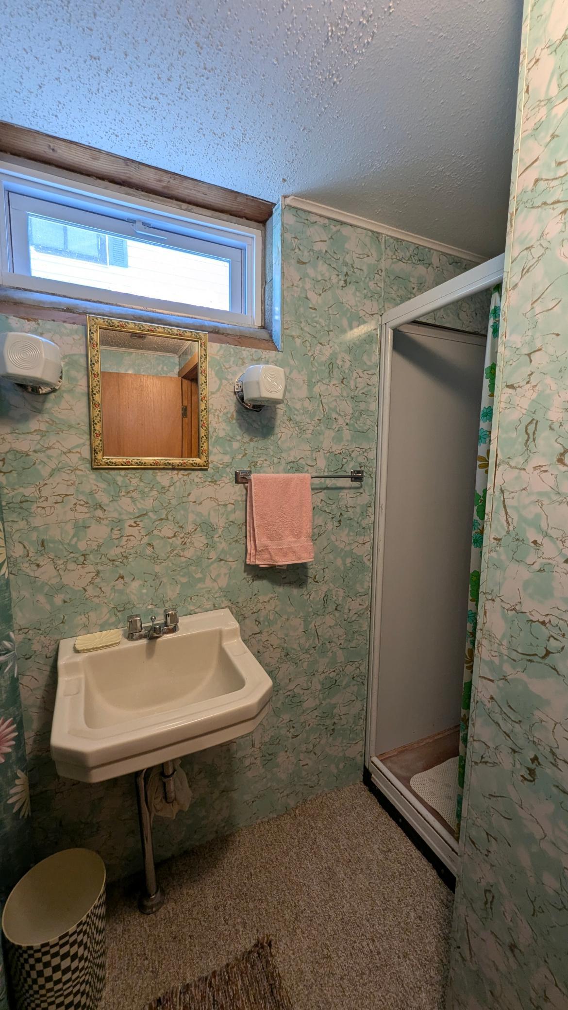 202 Lomond Drive Nw Property Photo 31