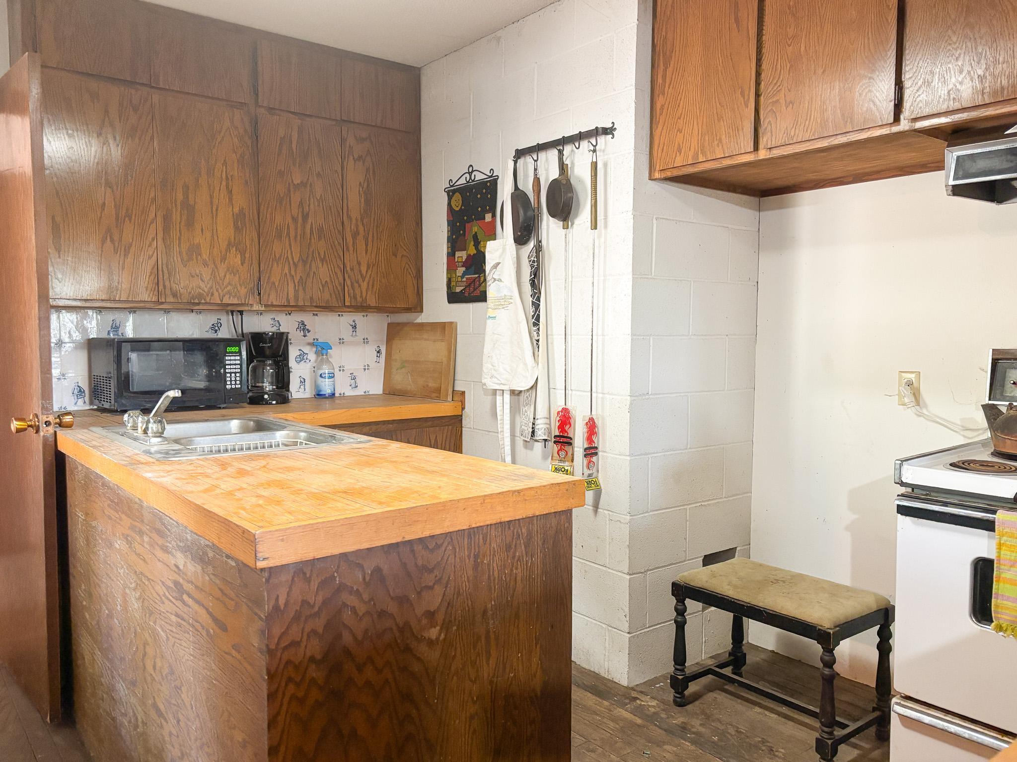 25494 Heilberger Lane Property Photo 10
