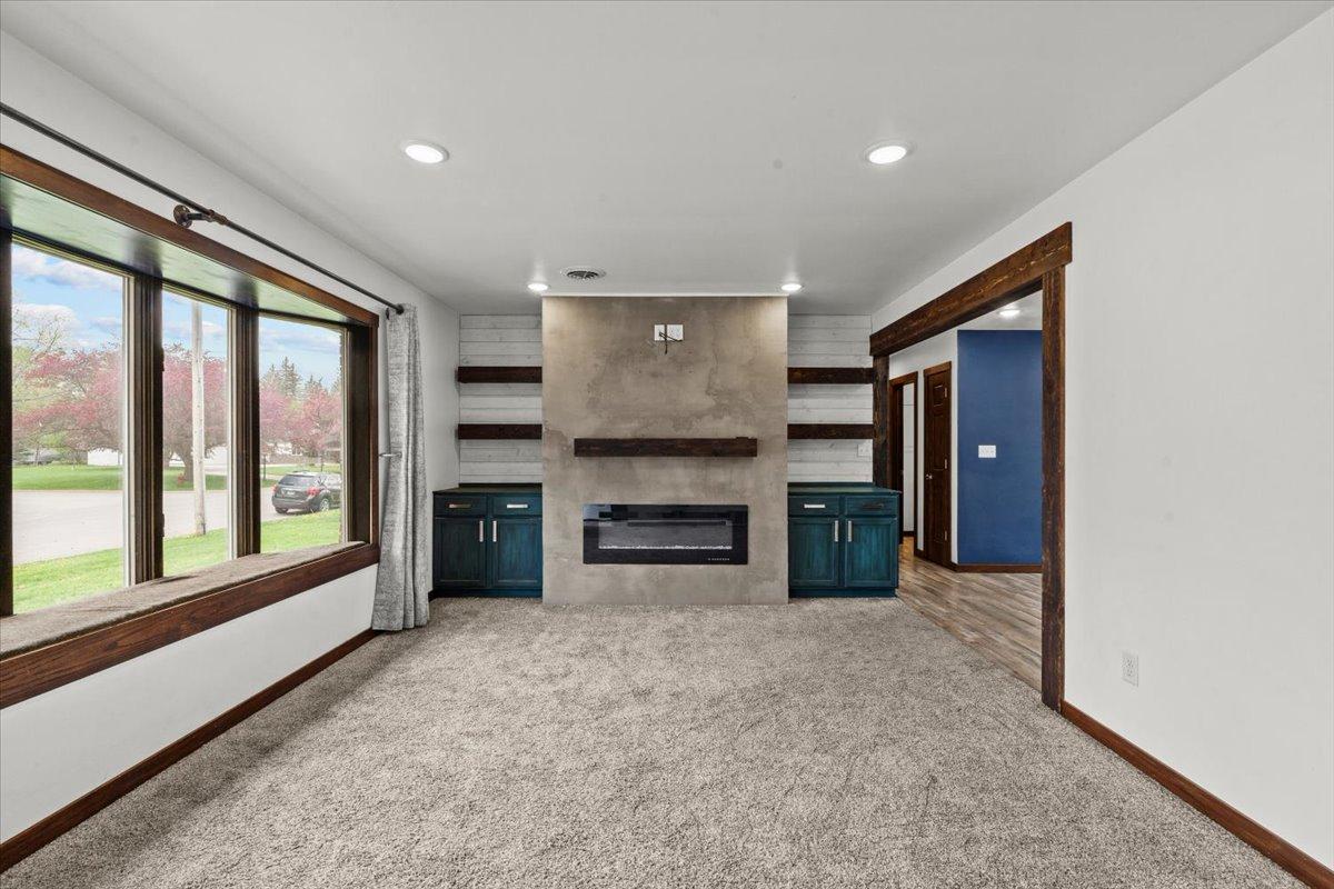 248 Wegener Drive Property Photo 11