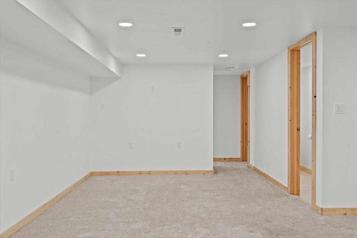 248 Wegener Drive Property Photo 38