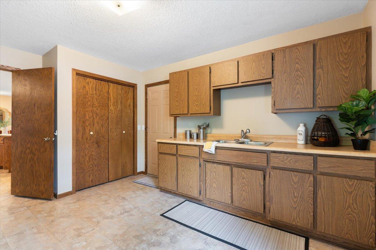 605 Chinook Avenue Sw Property Photo 25