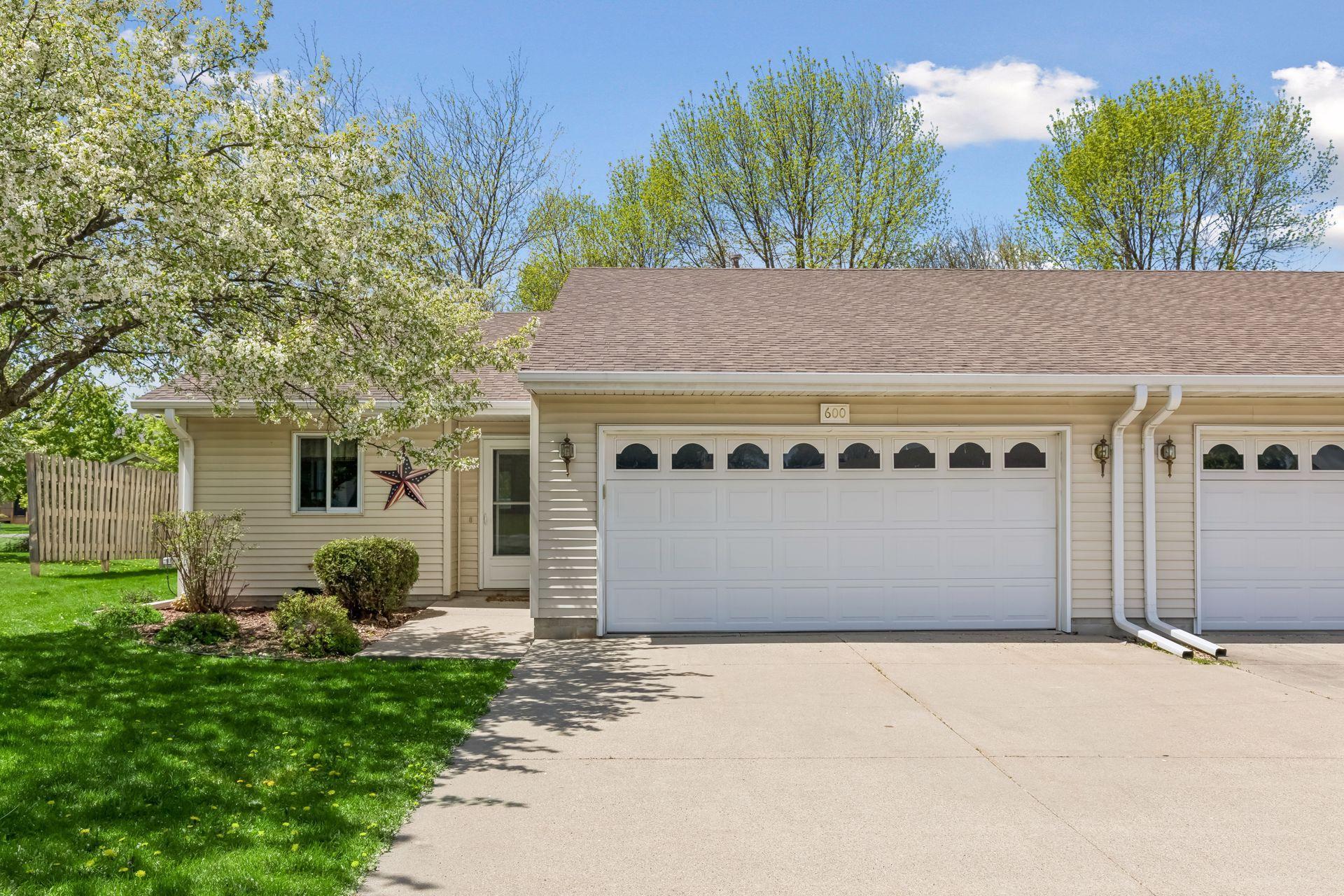 600 E Welco Drive Property Photo 3