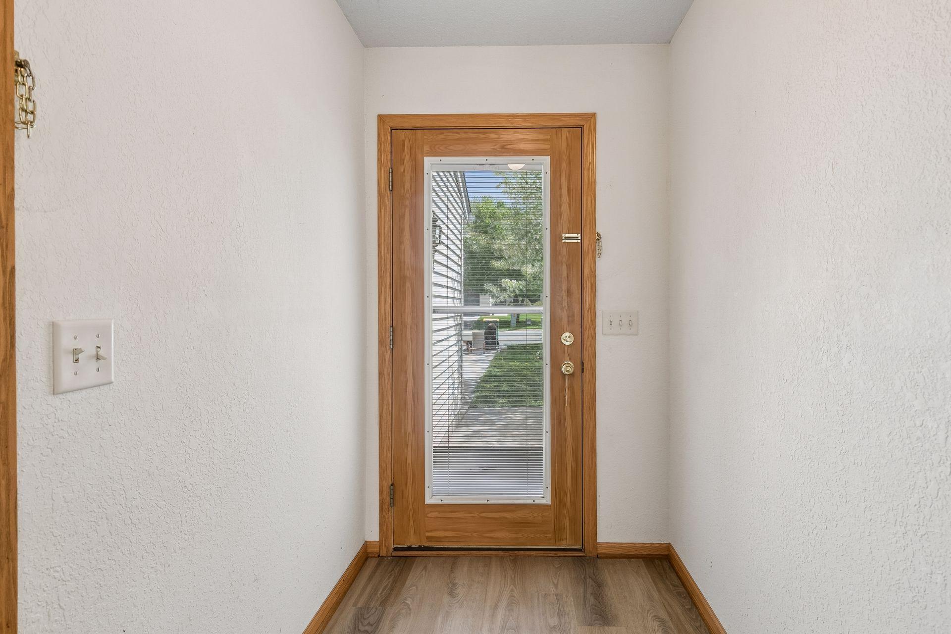600 E Welco Drive Property Photo 4