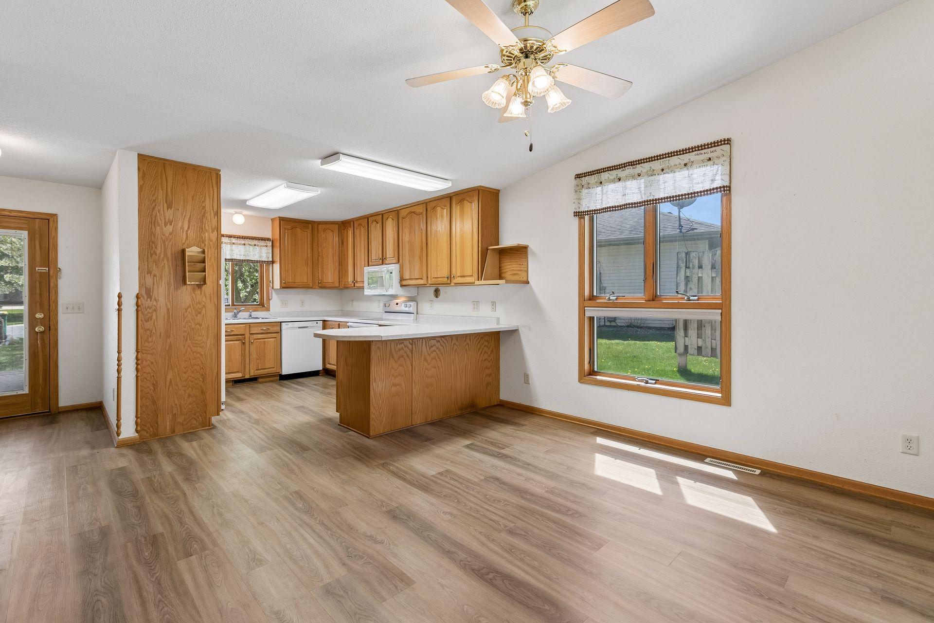 600 E Welco Drive Property Photo 14