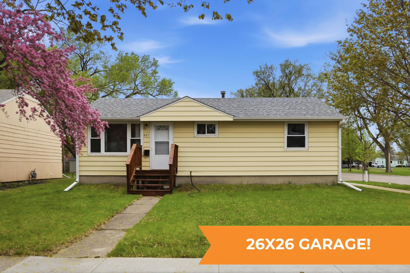 621 19th Street N Property Photo 1