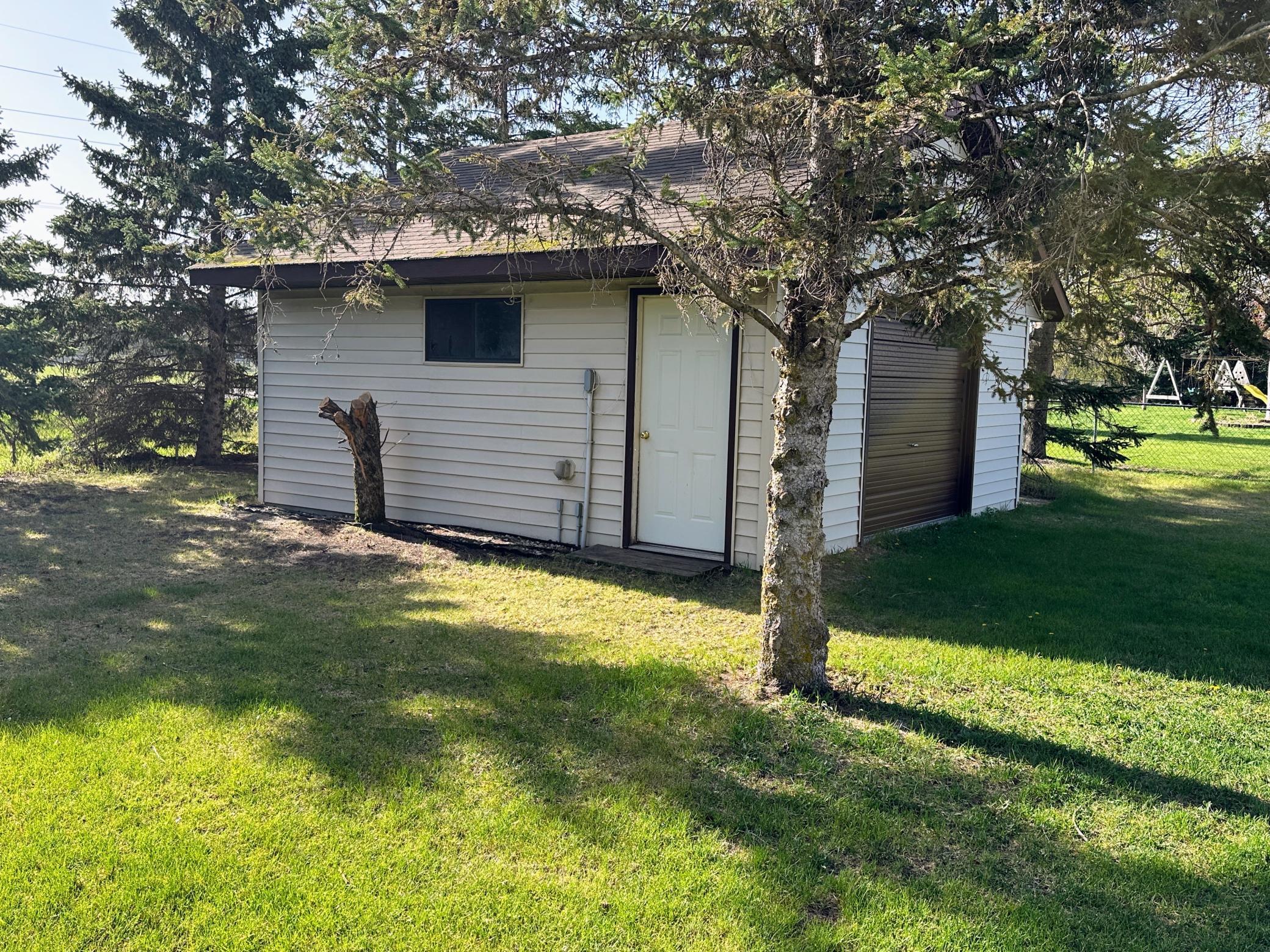 608 Pinetree Drive Property Photo 13