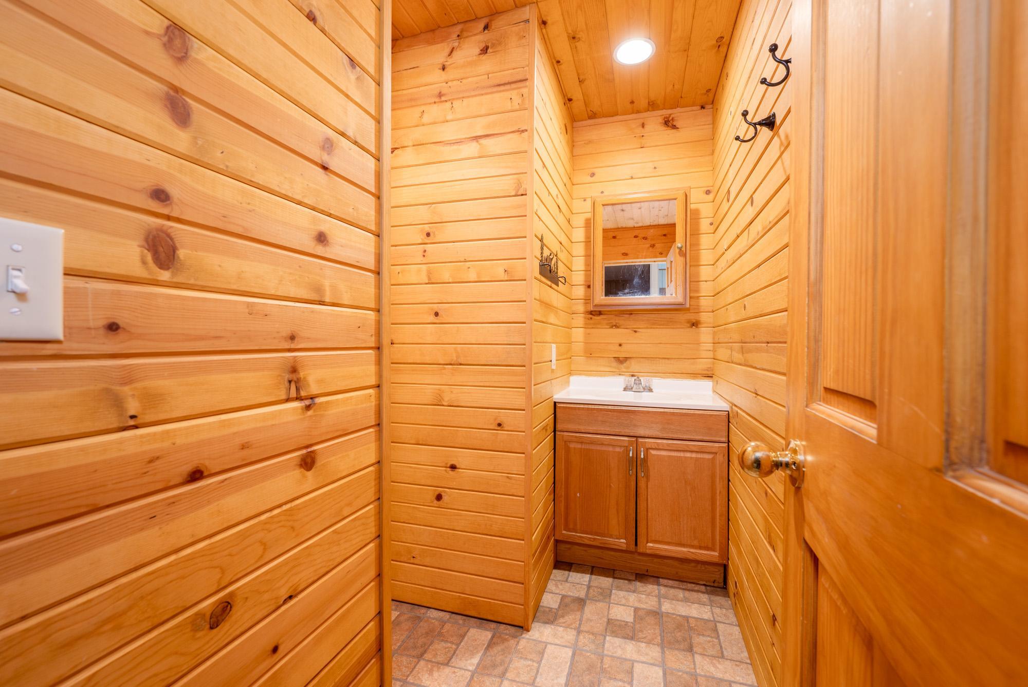 49231 County Road 173 Cabin 12 Property Photo 28