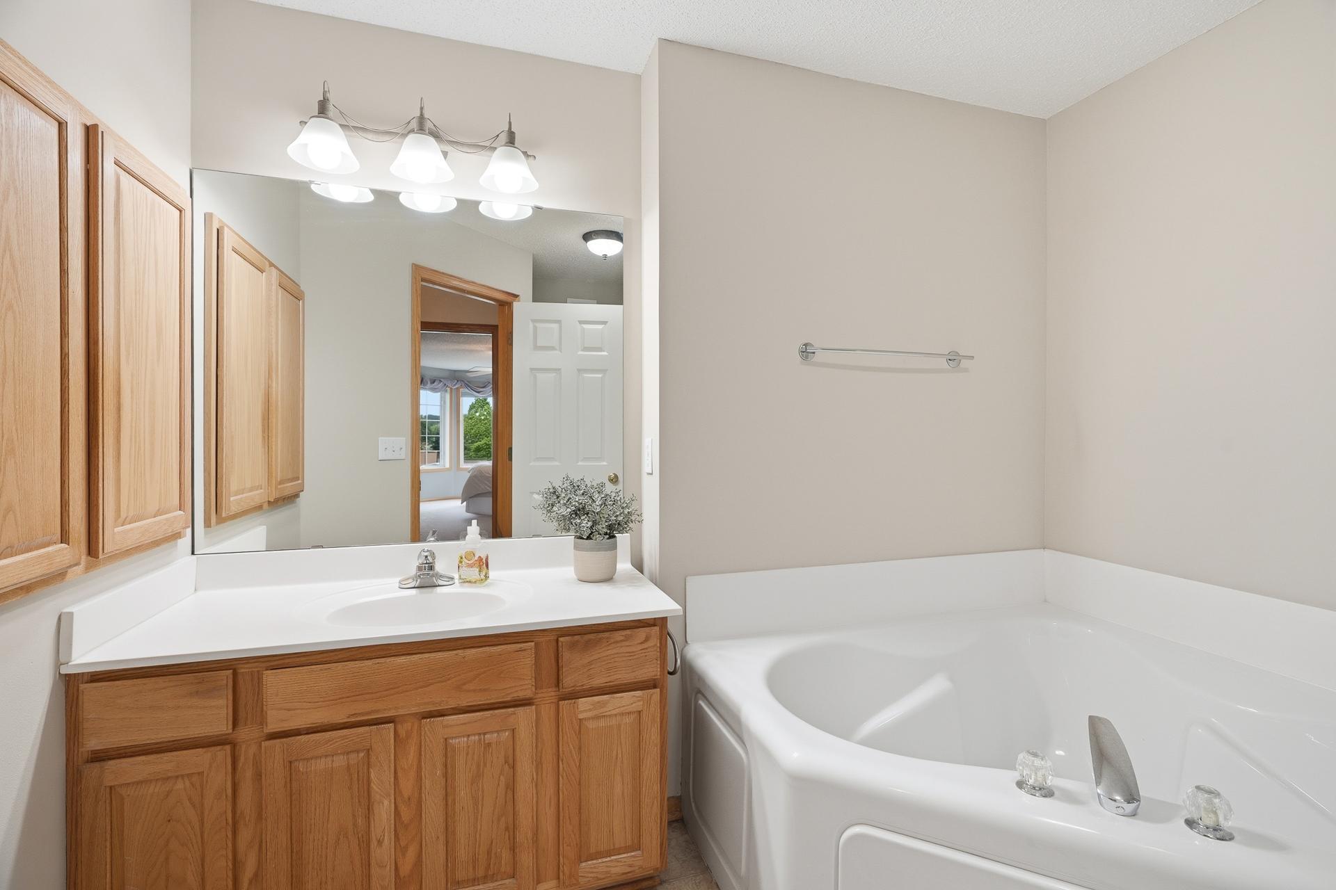 2111 Eagle Trace Lane Property Photo 34