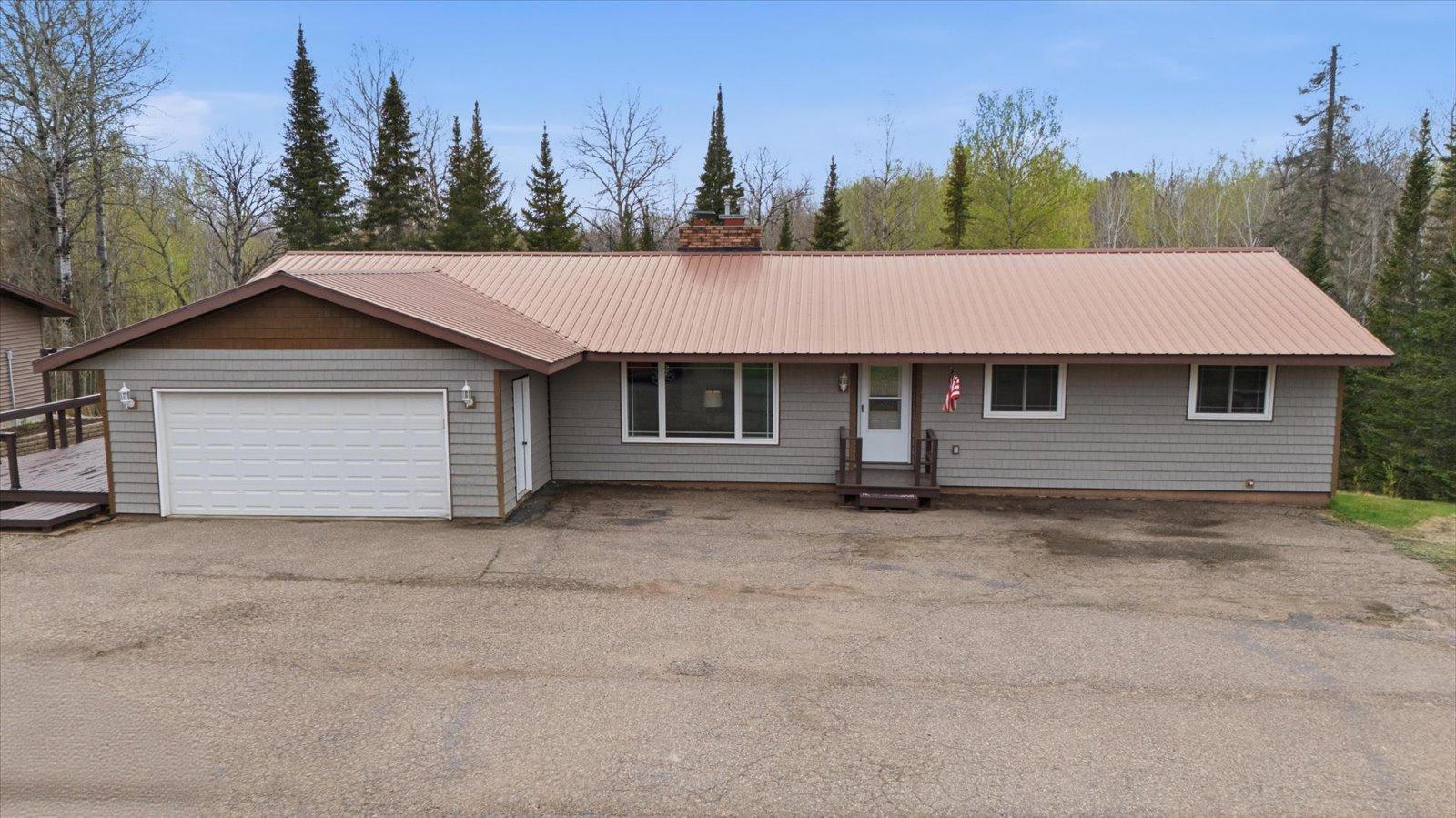 10454 Highway 92 Property Photo 1