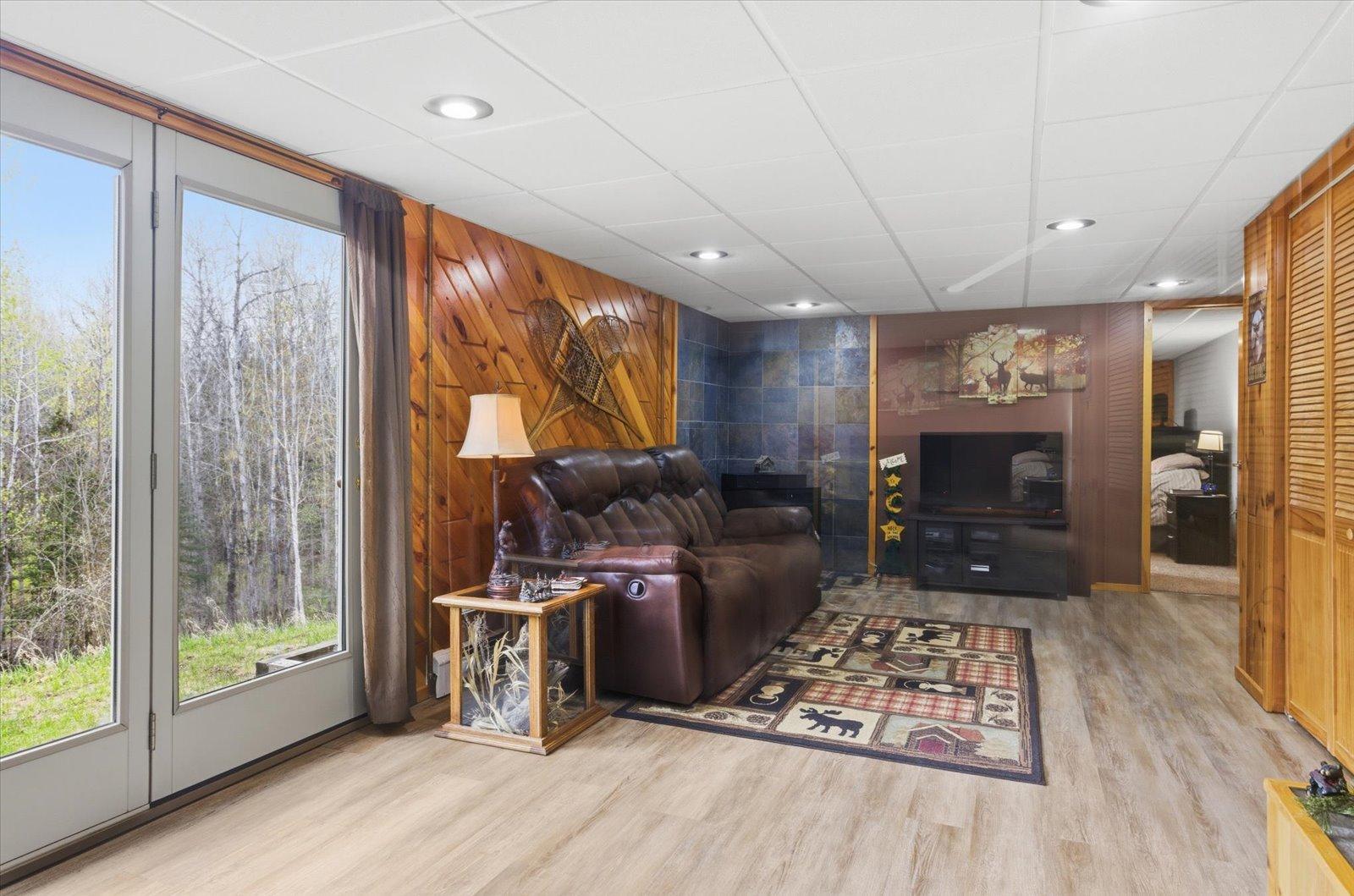 10454 Highway 92 Property Photo 25