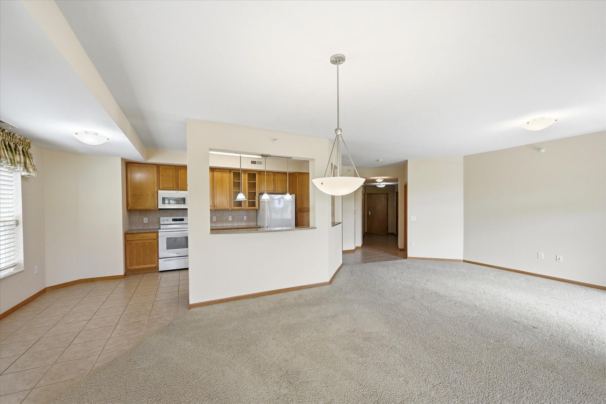 2550 38th Avenue Ne 213 Property Photo 7