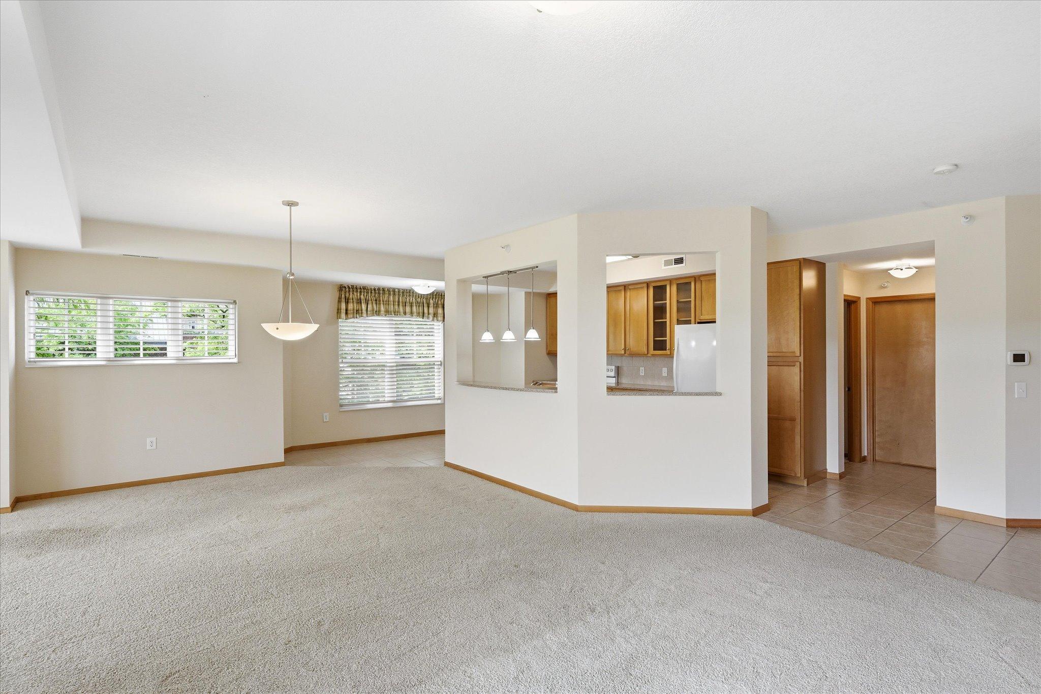 2550 38th Avenue Ne 213 Property Photo 8