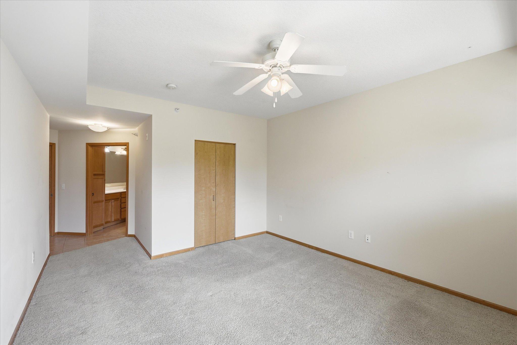 2550 38th Avenue Ne 213 Property Photo 23