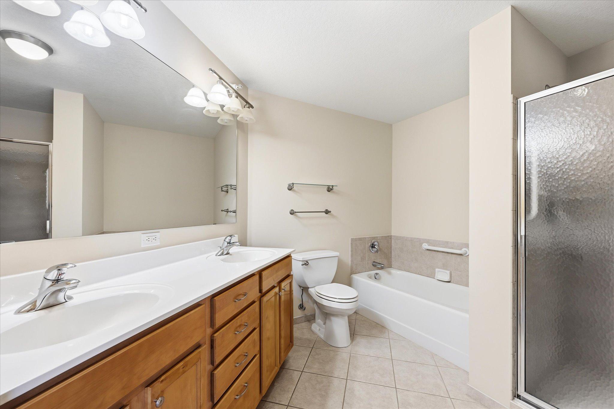2550 38th Avenue Ne 213 Property Photo 25
