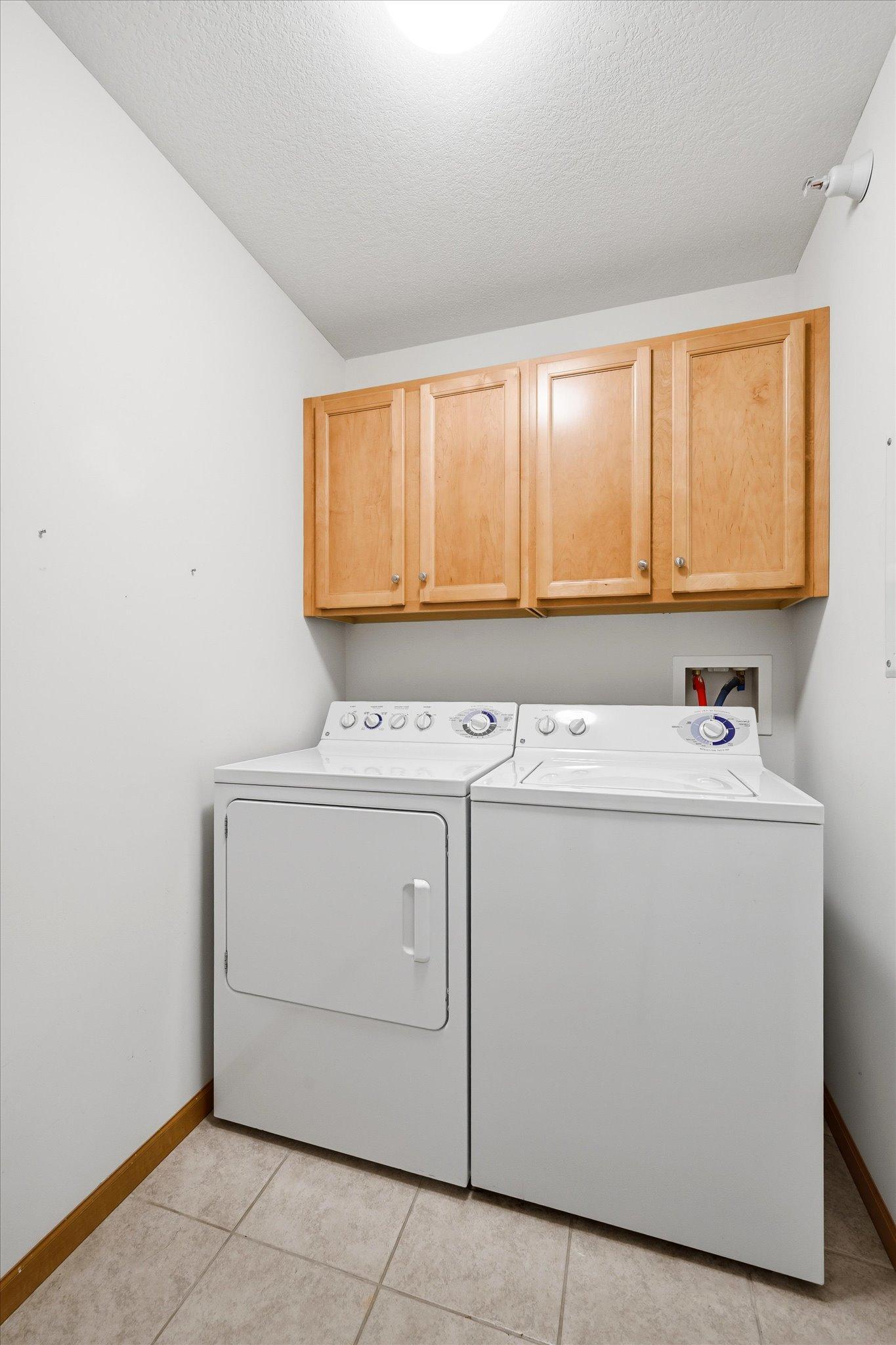 2550 38th Avenue Ne 213 Property Photo 26