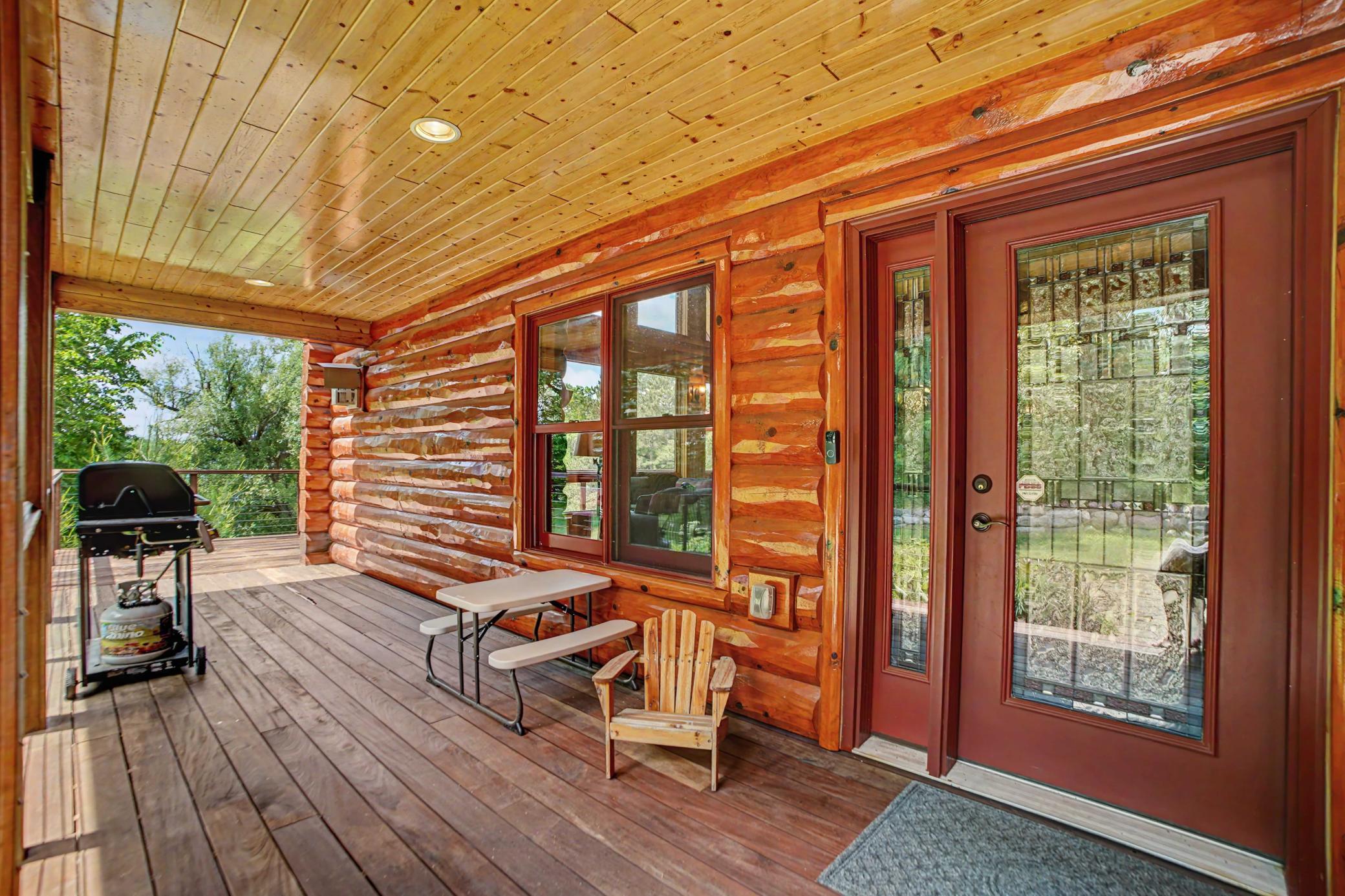 20529 Round Lake Road Property Photo 20