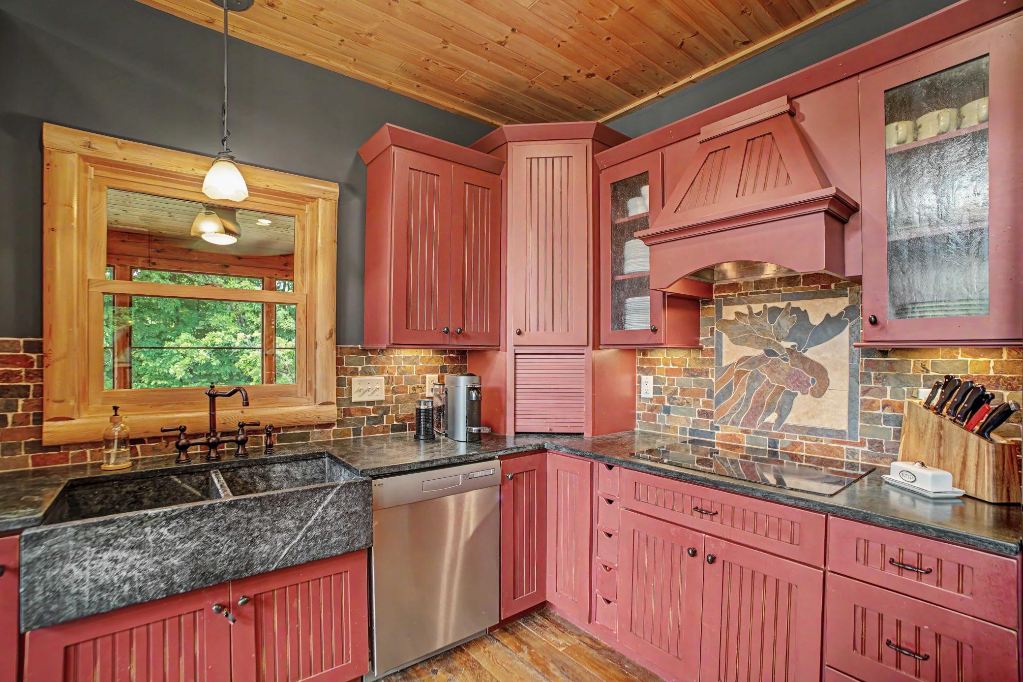 20529 Round Lake Road Property Photo 27