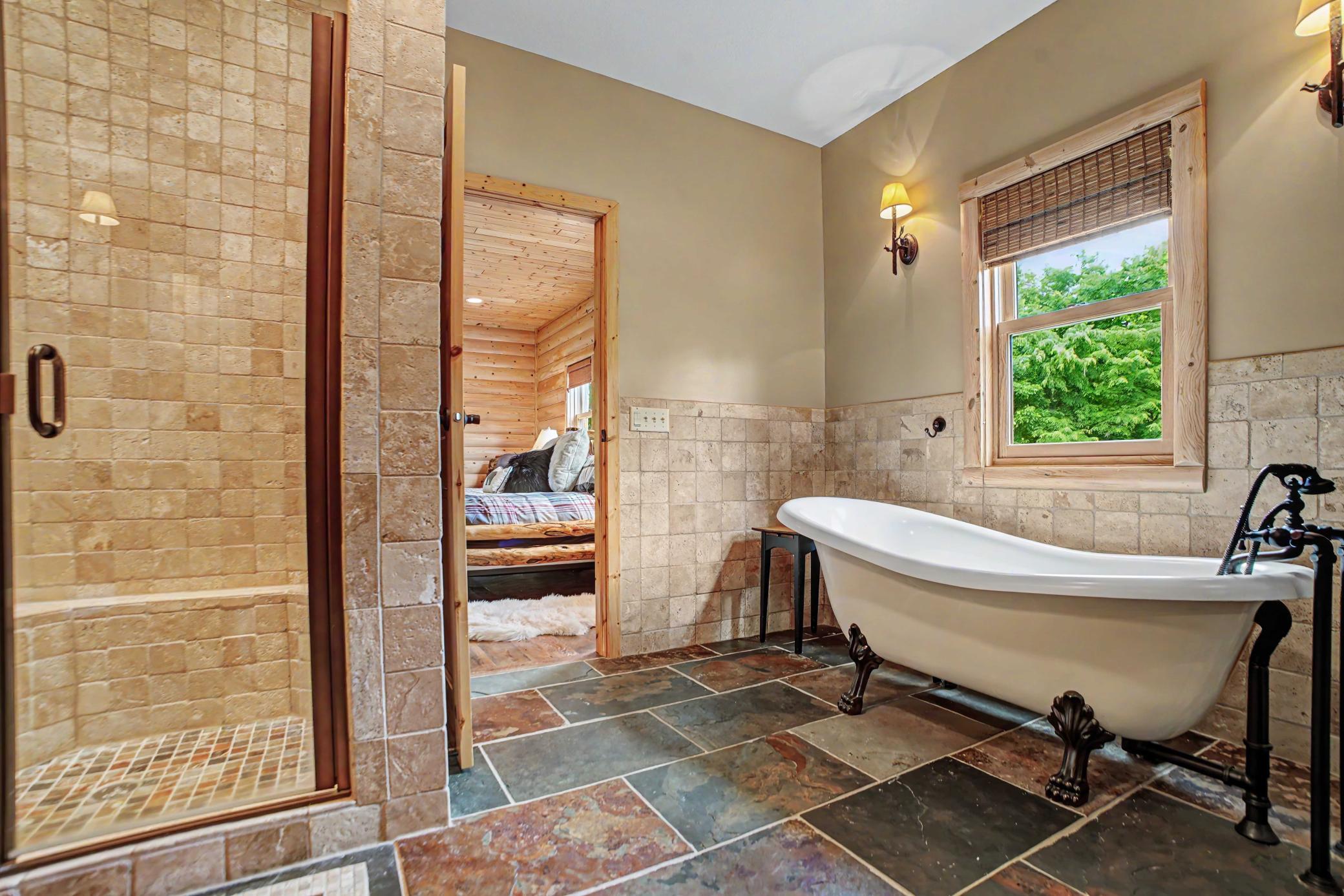 20529 Round Lake Road Property Photo 44