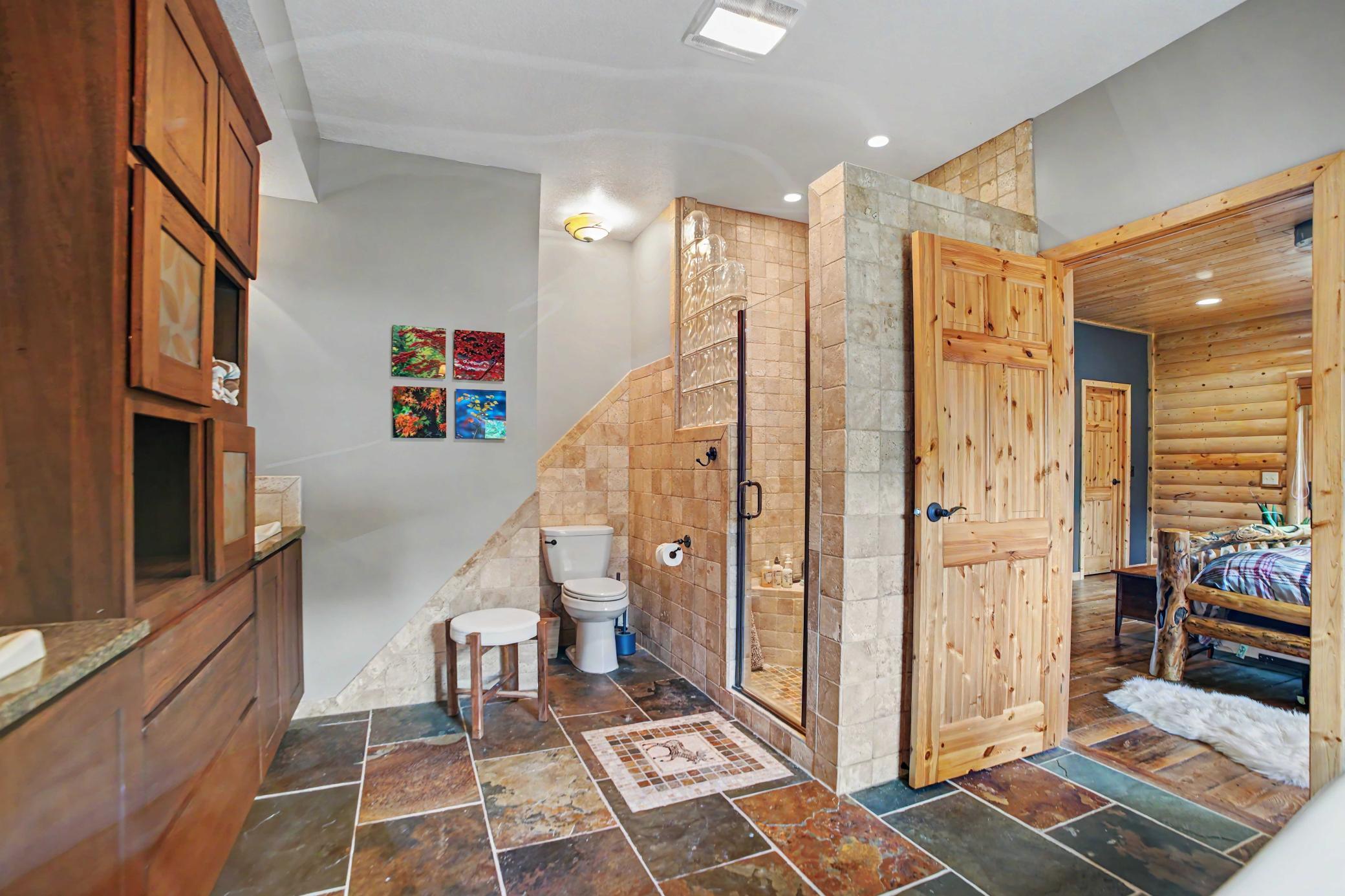 20529 Round Lake Road Property Photo 45